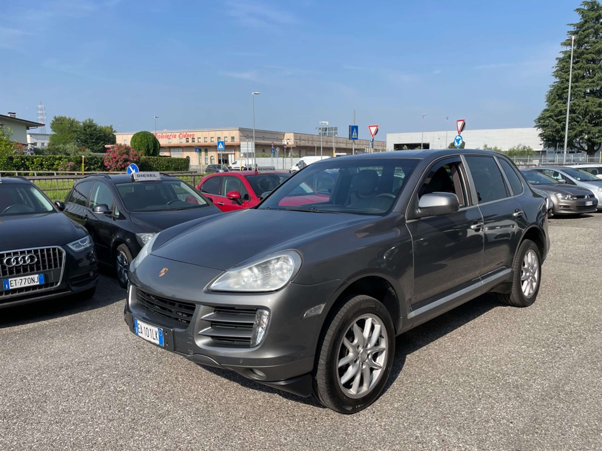 Porsche - Cayenne