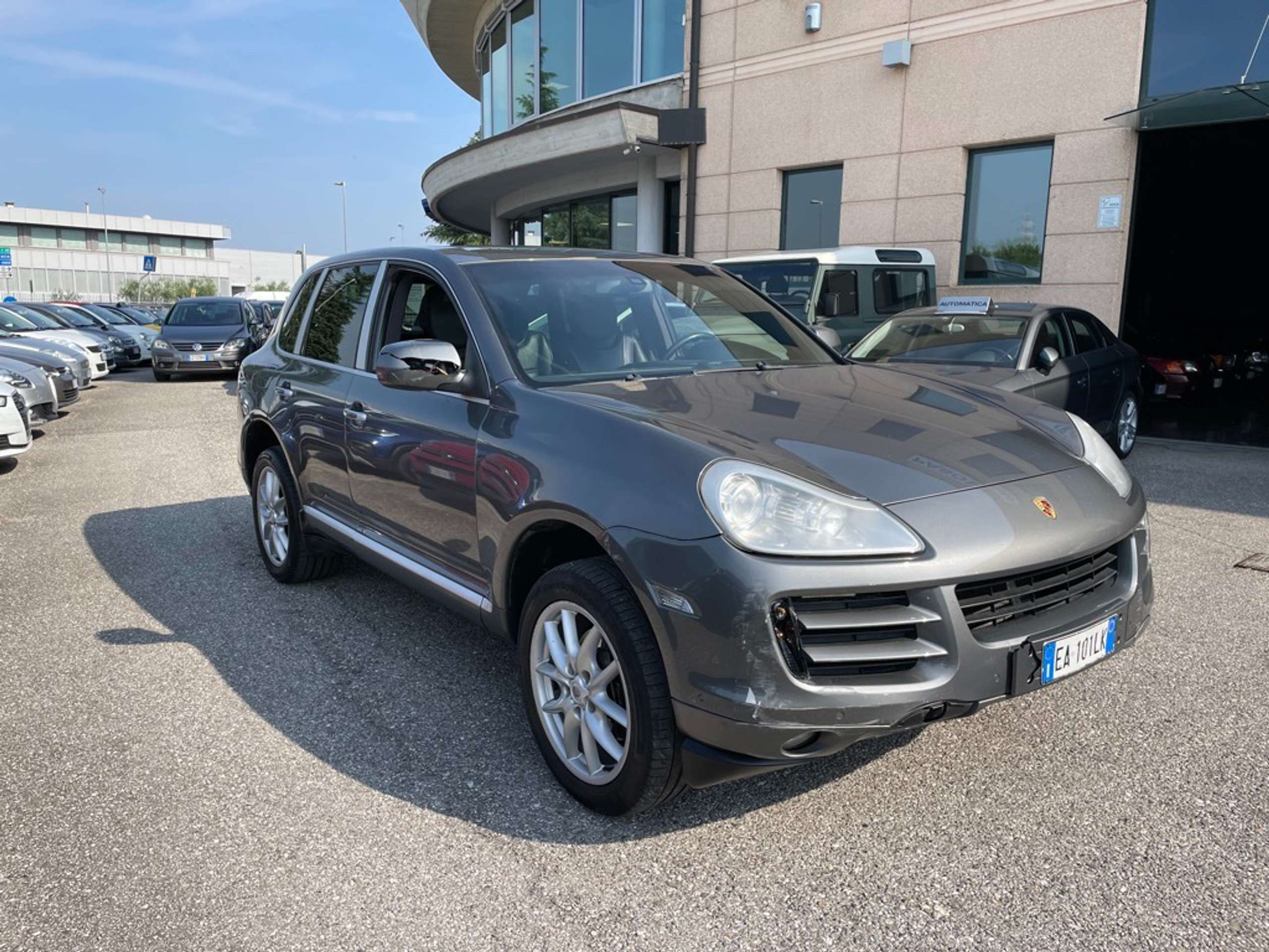 Porsche - Cayenne