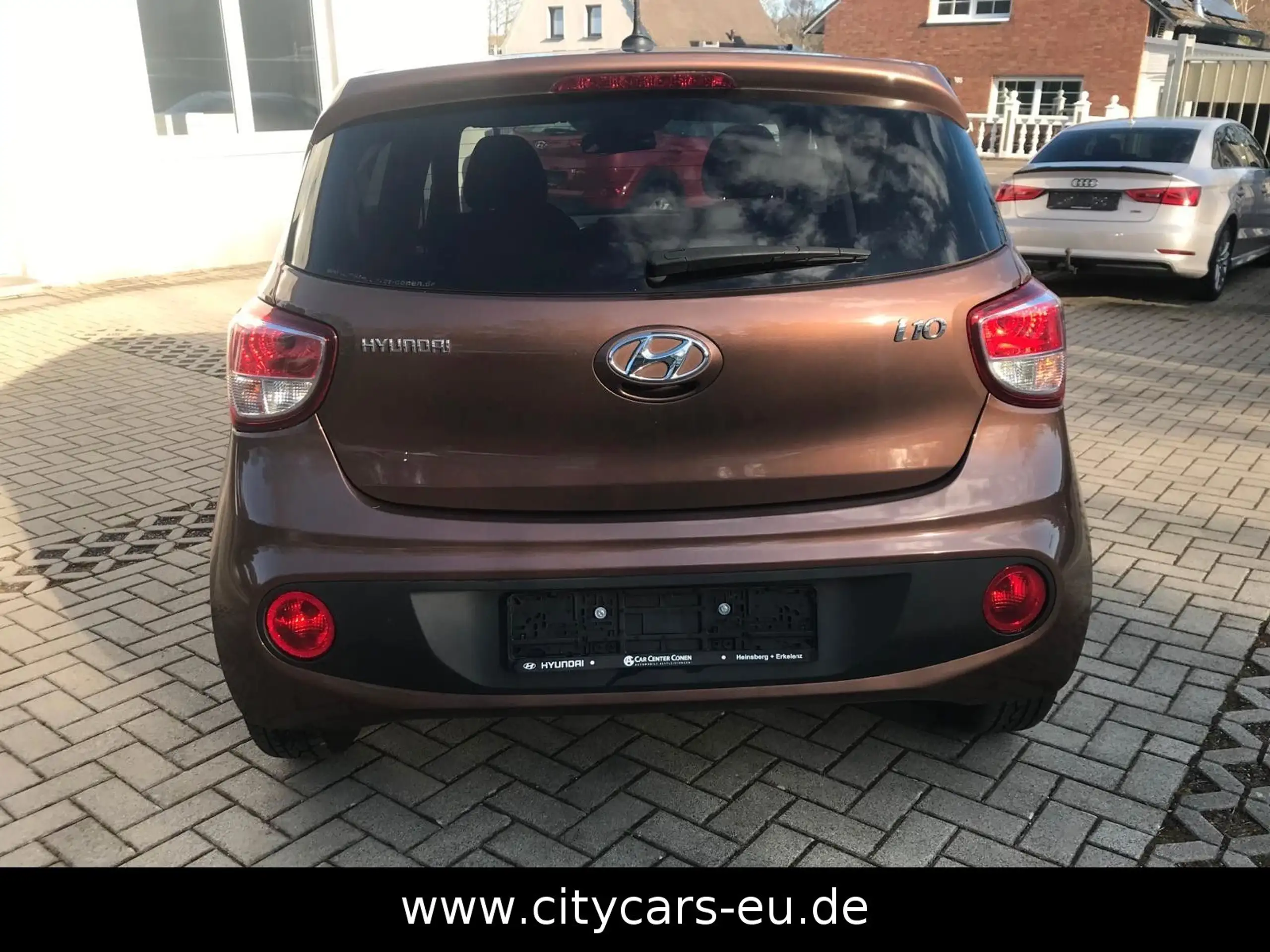 Hyundai - i10