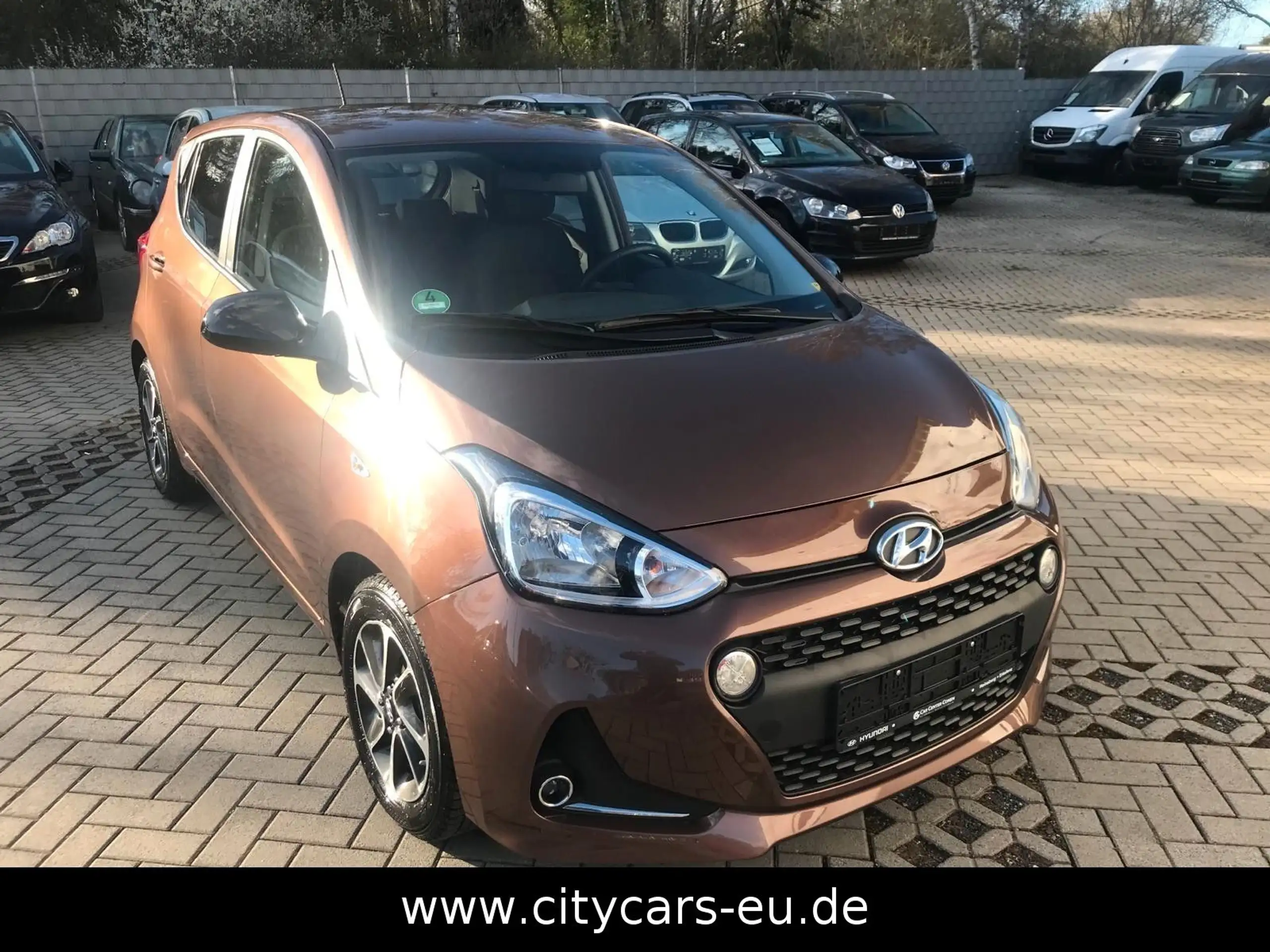 Hyundai - i10