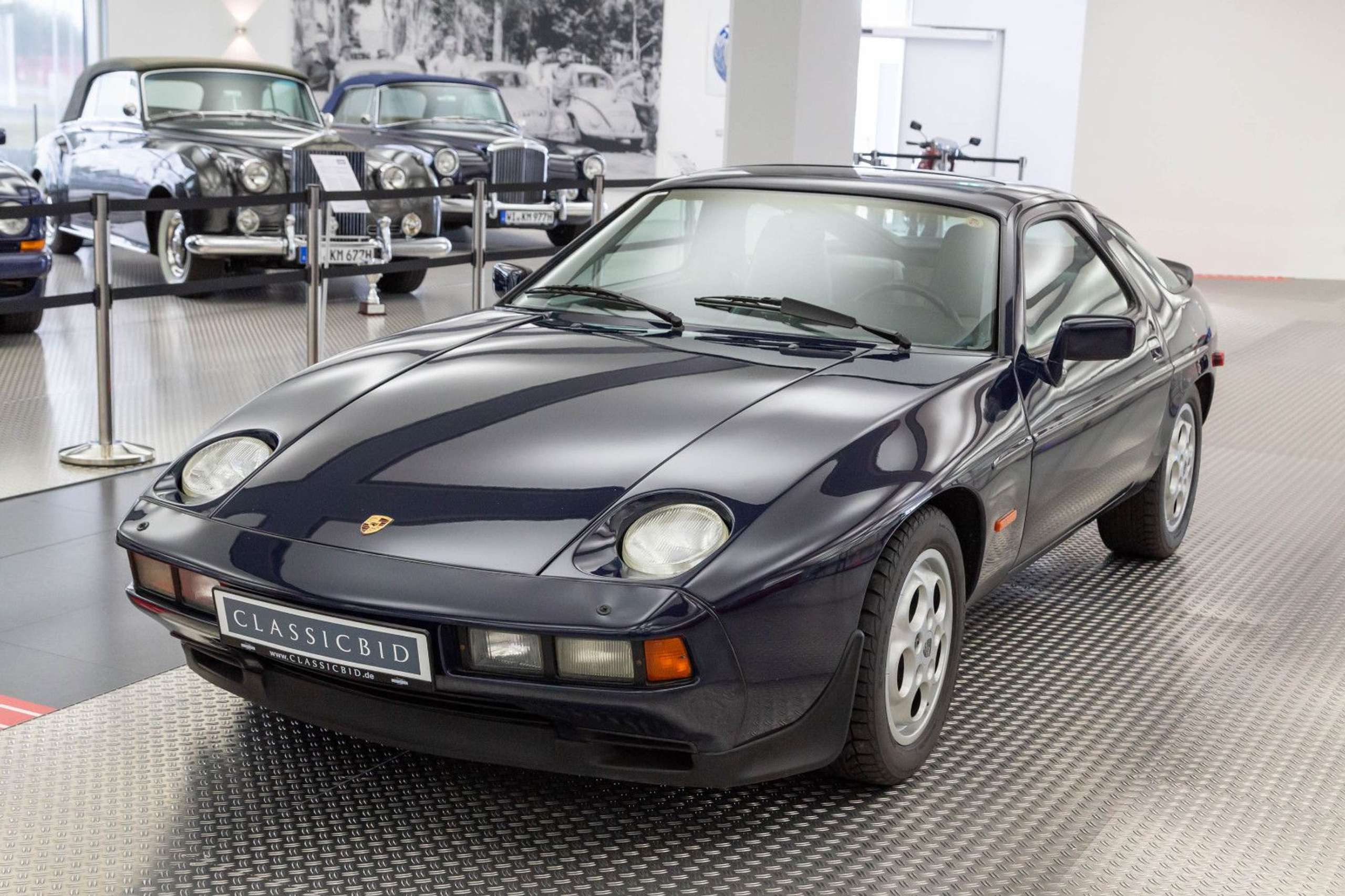 Porsche 928 1985