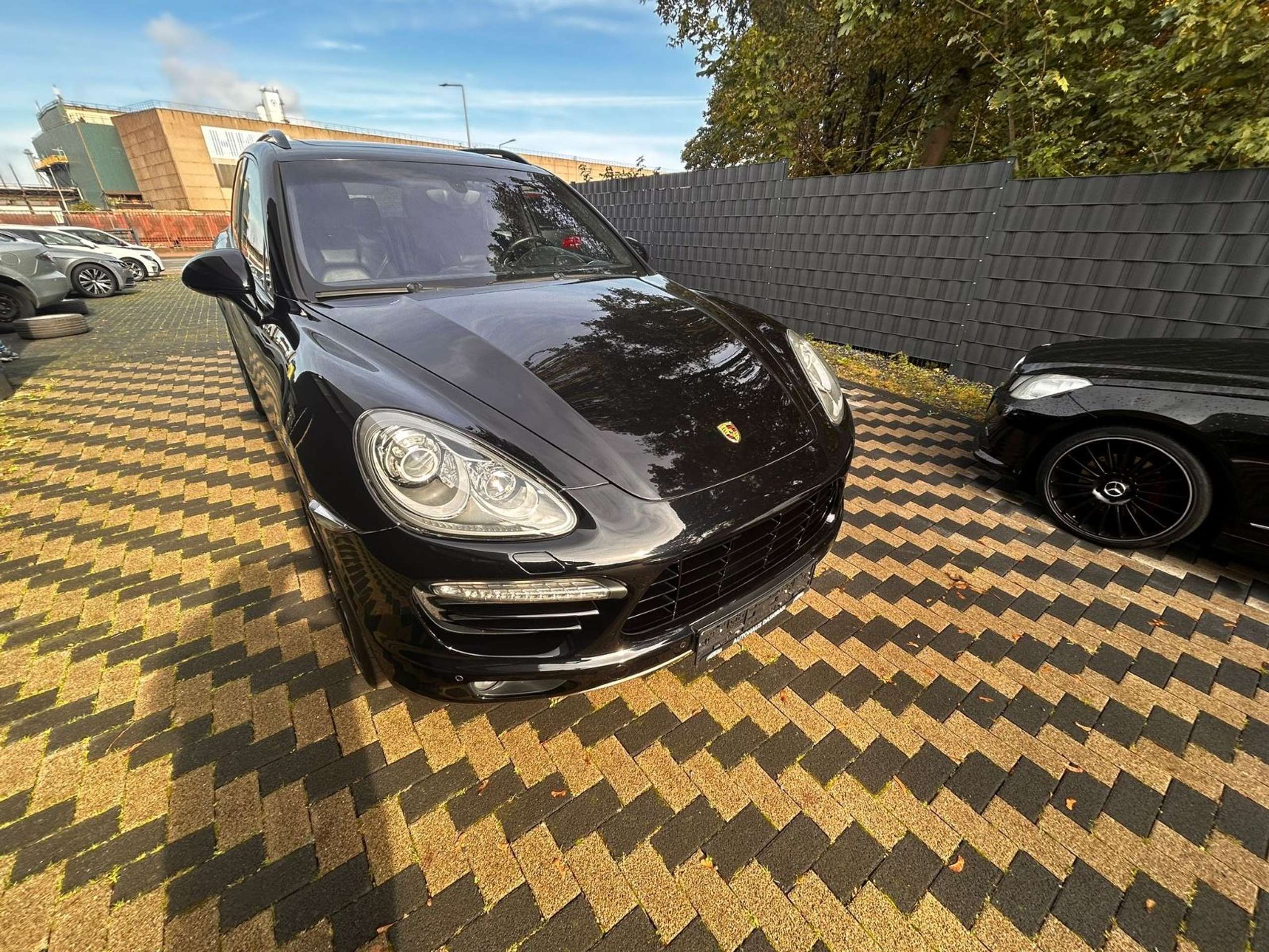 Porsche Cayenne 2011