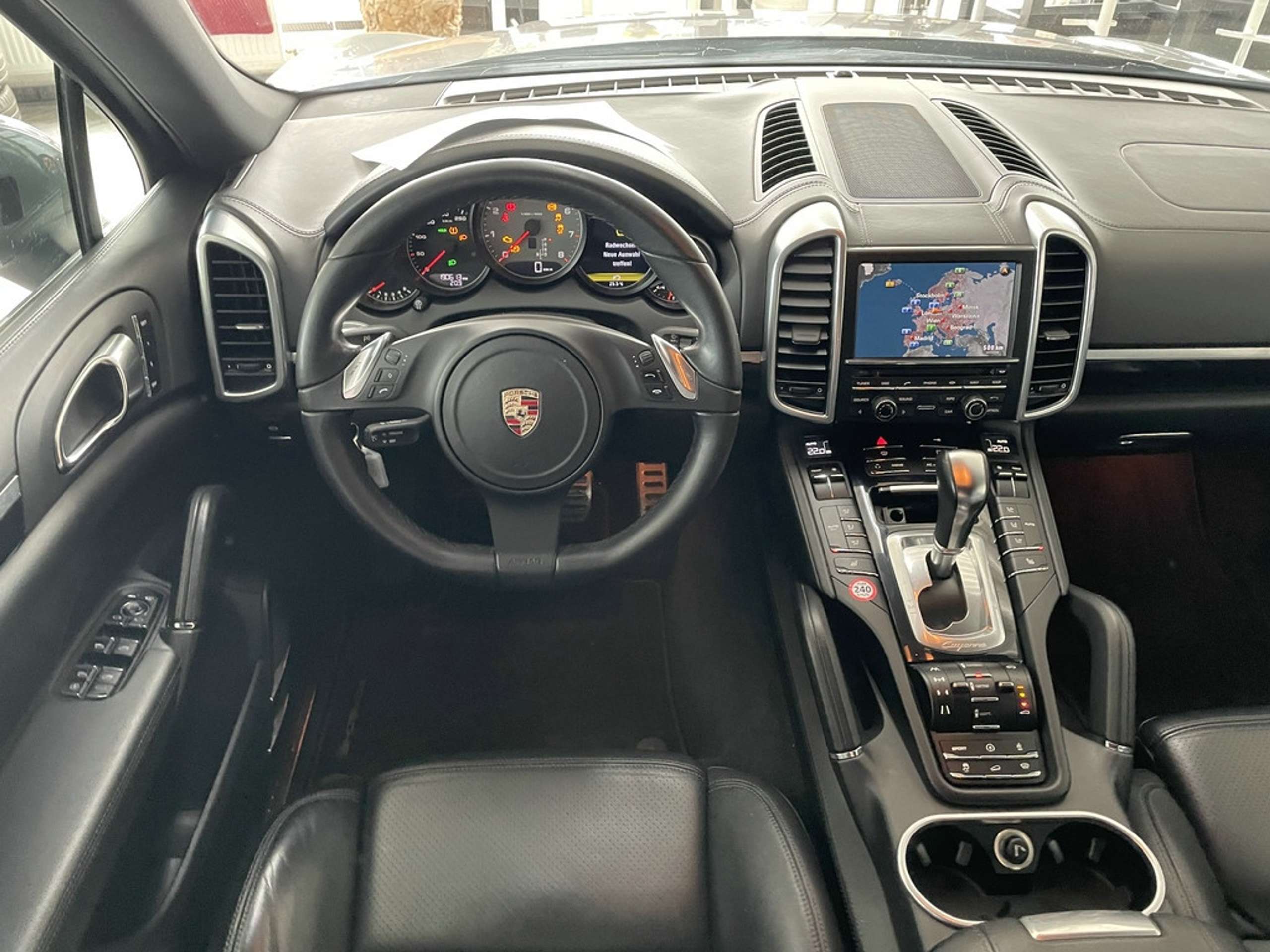 Porsche - Cayenne