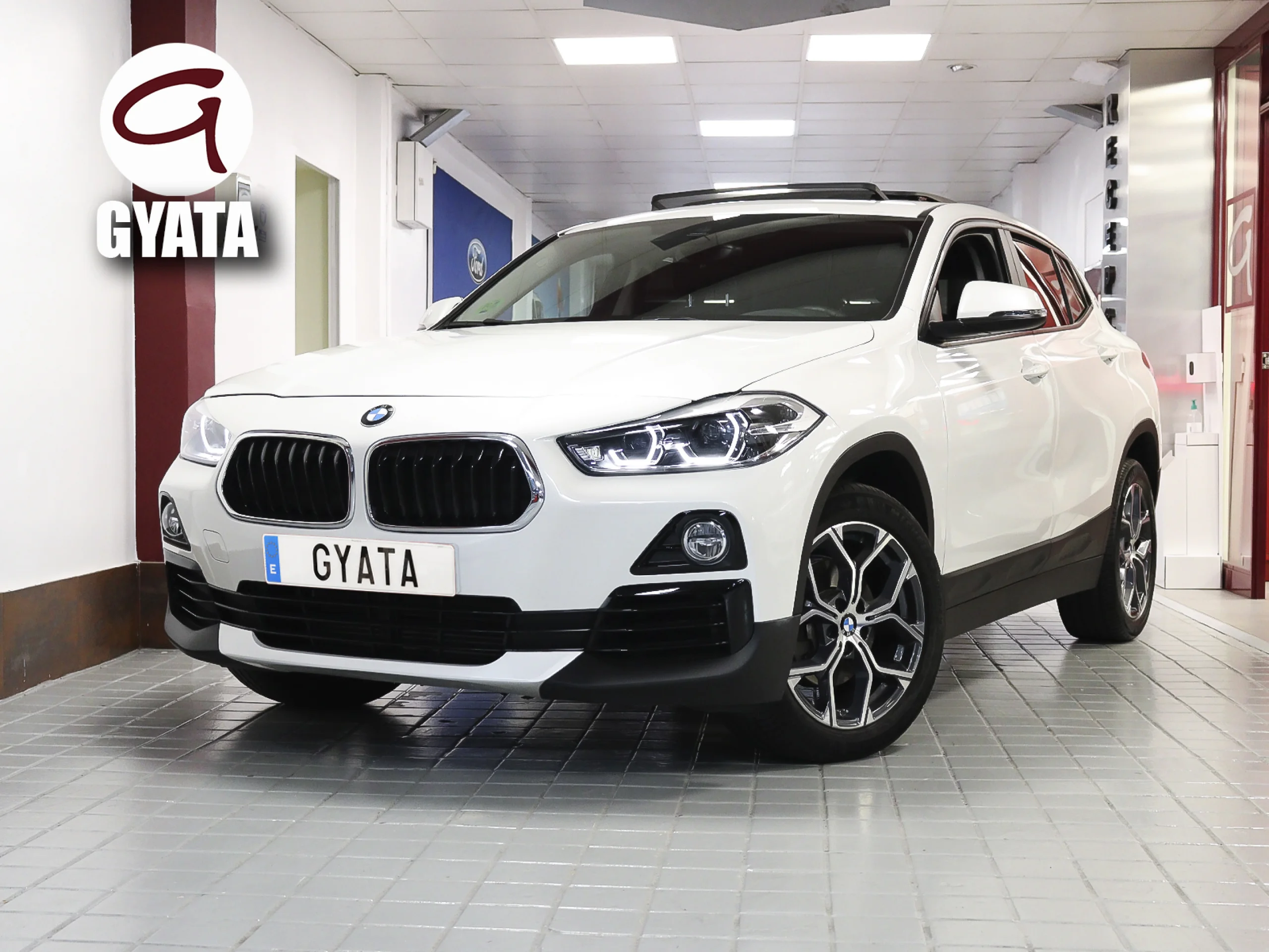 BMW - X2