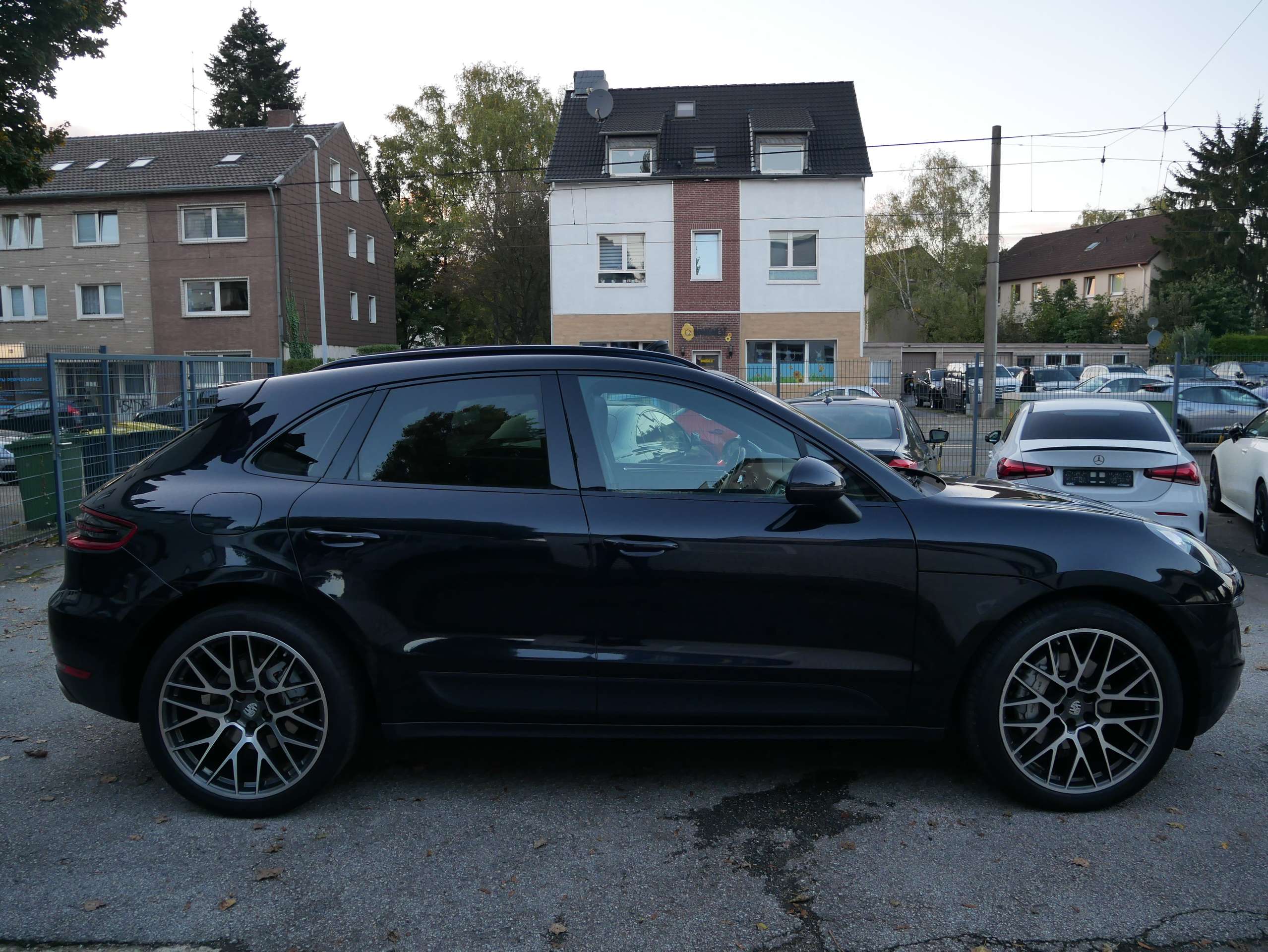 Porsche - Macan