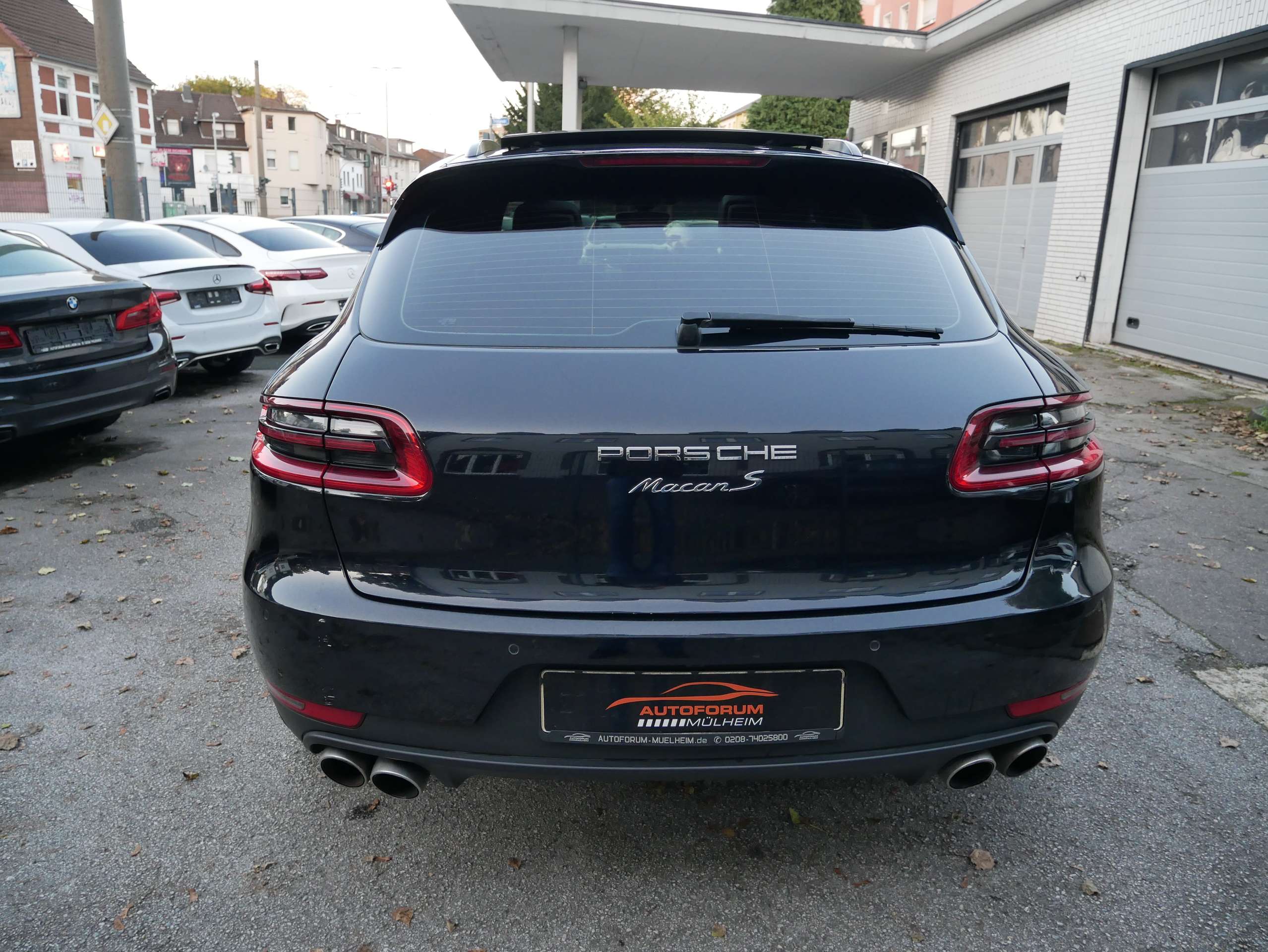 Porsche - Macan