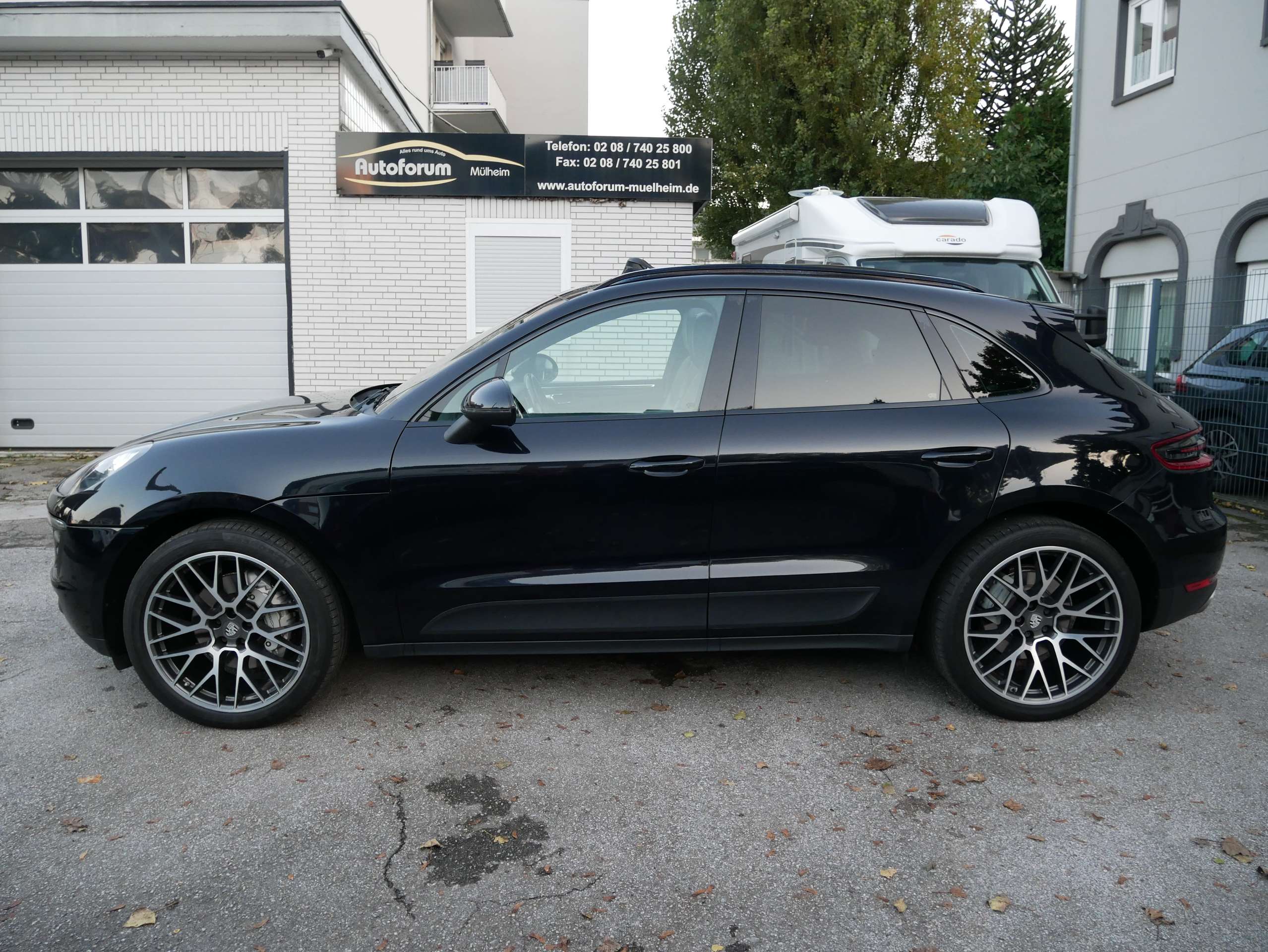 Porsche - Macan