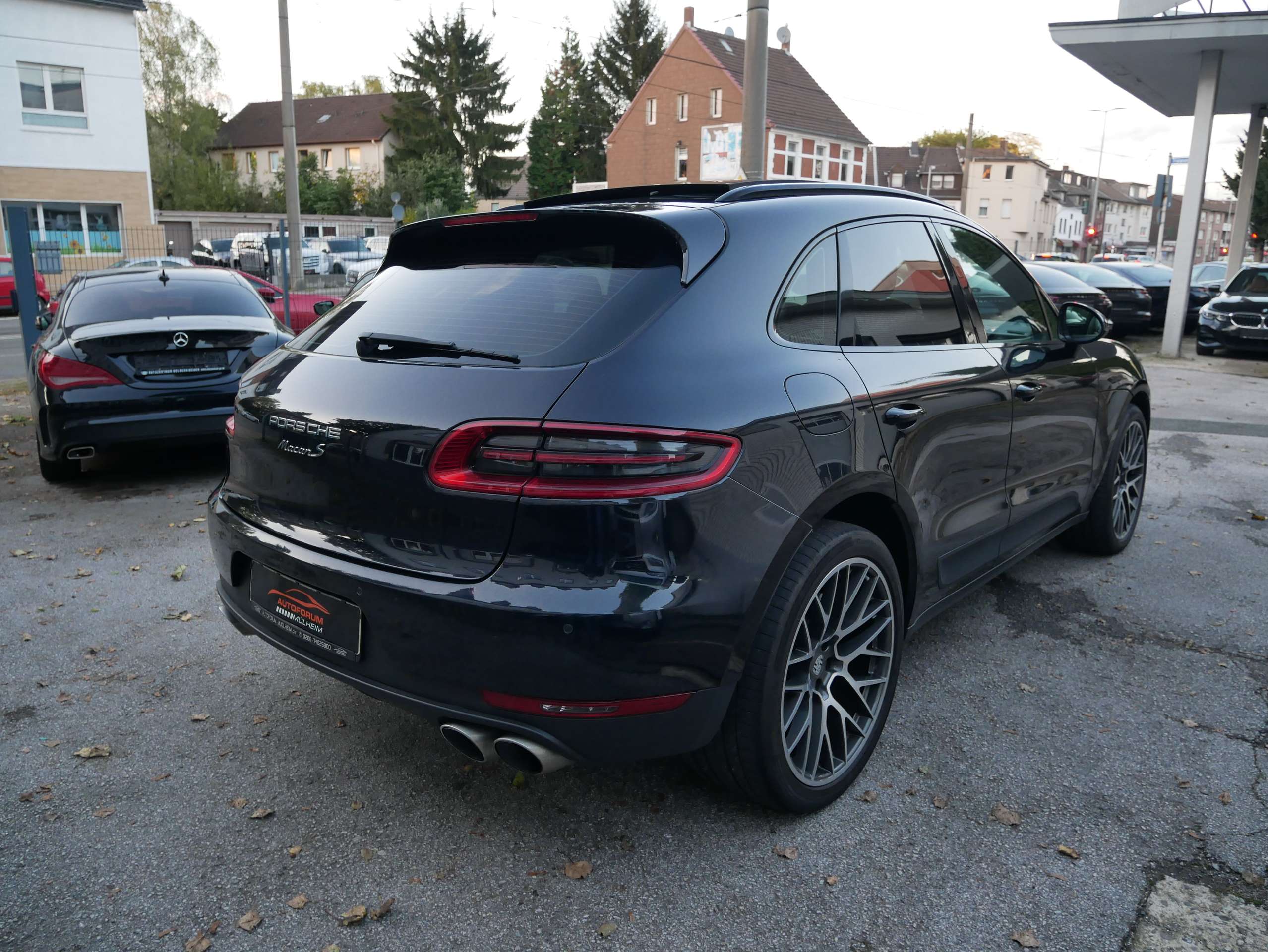 Porsche - Macan