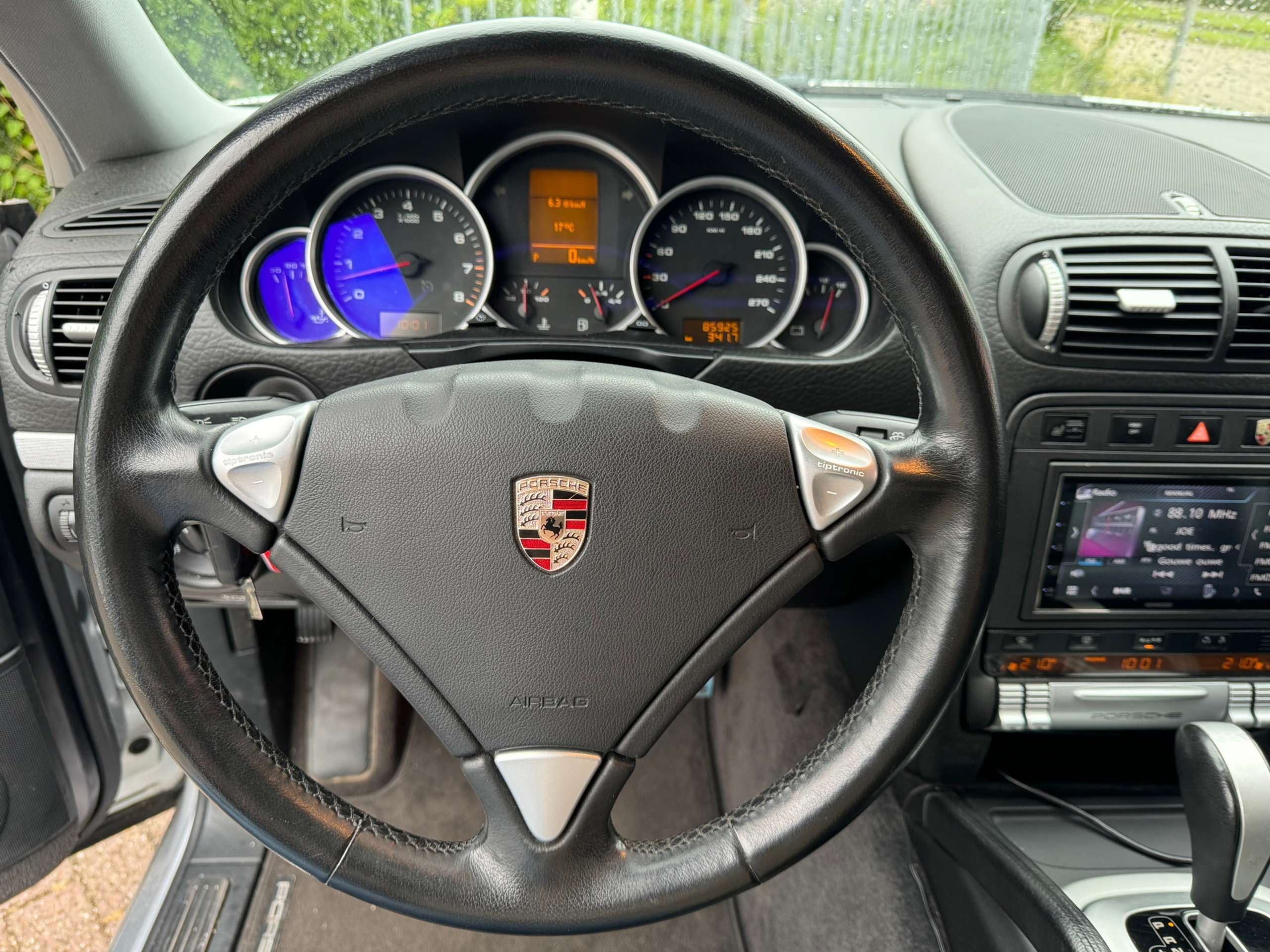 Porsche - Cayenne