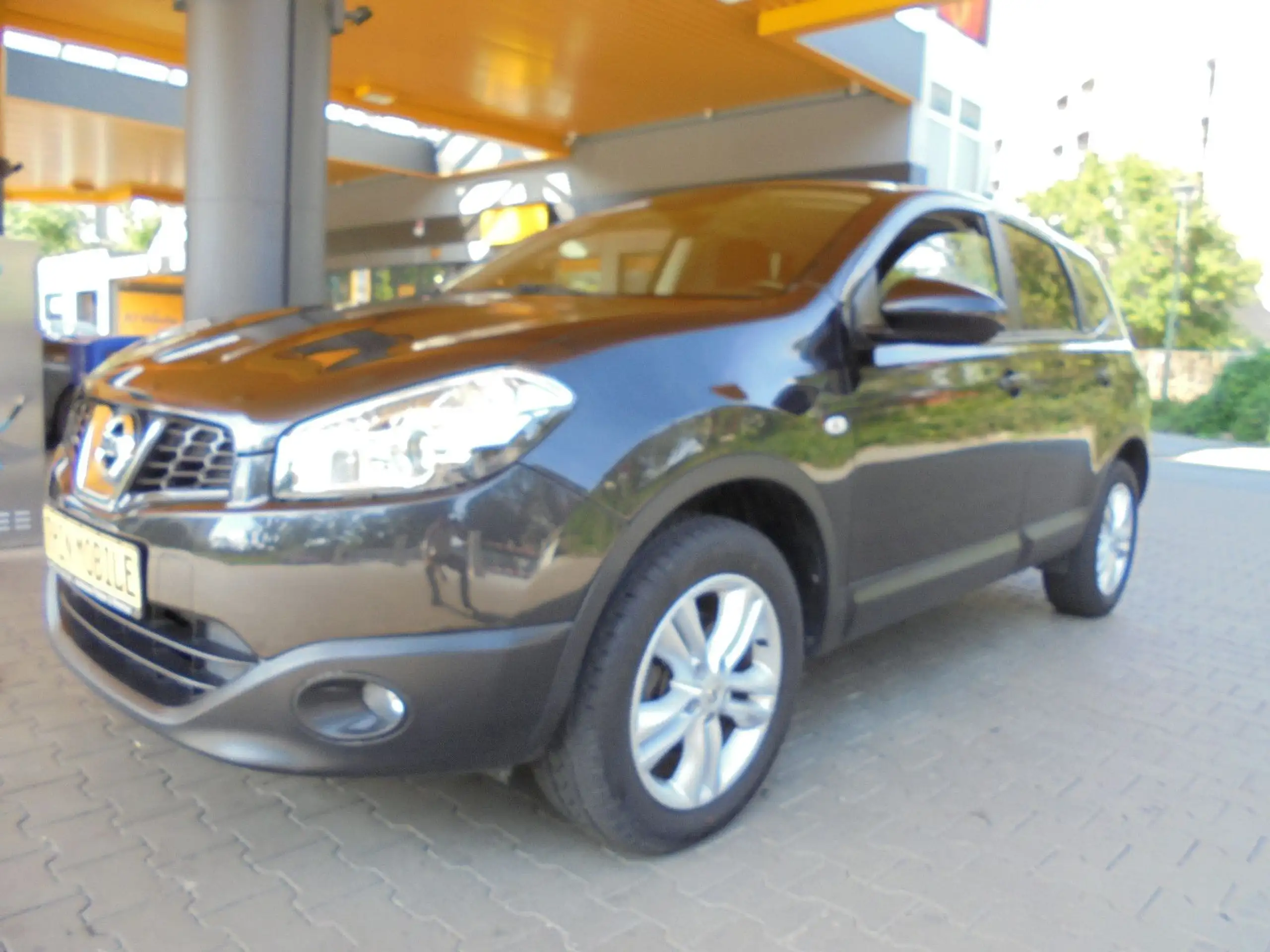 Nissan - Qashqai+2