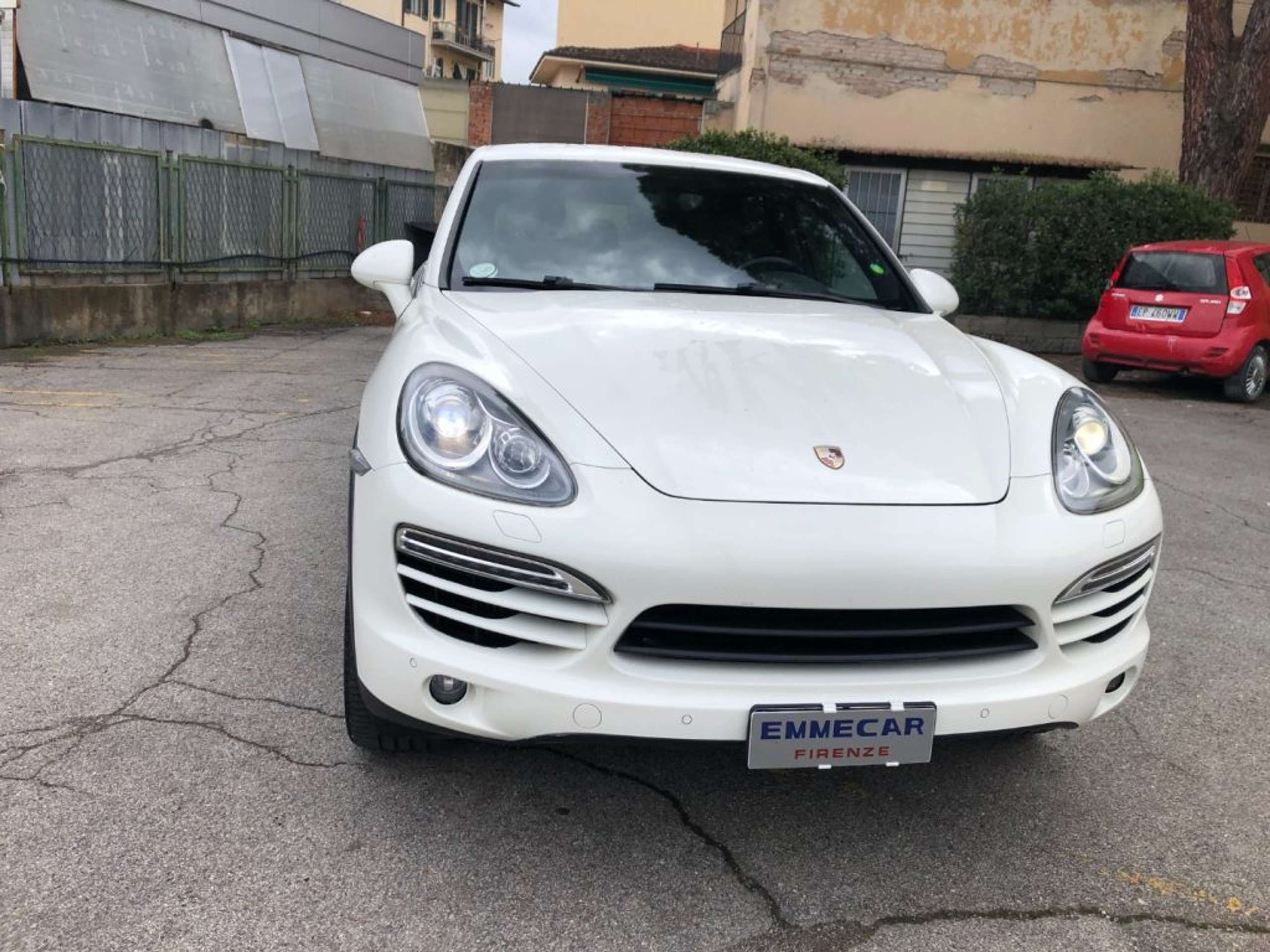 Porsche - Cayenne