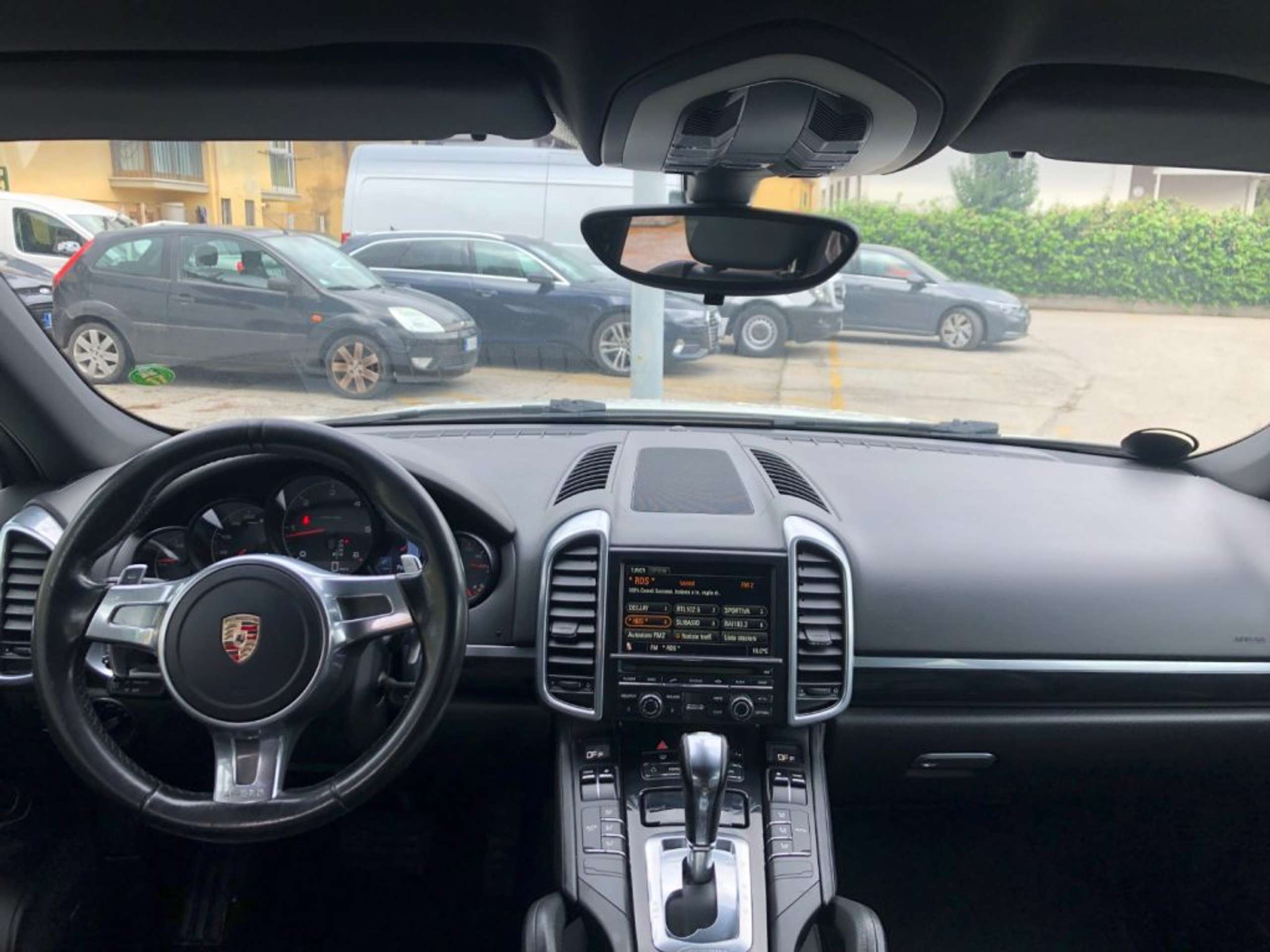 Porsche - Cayenne