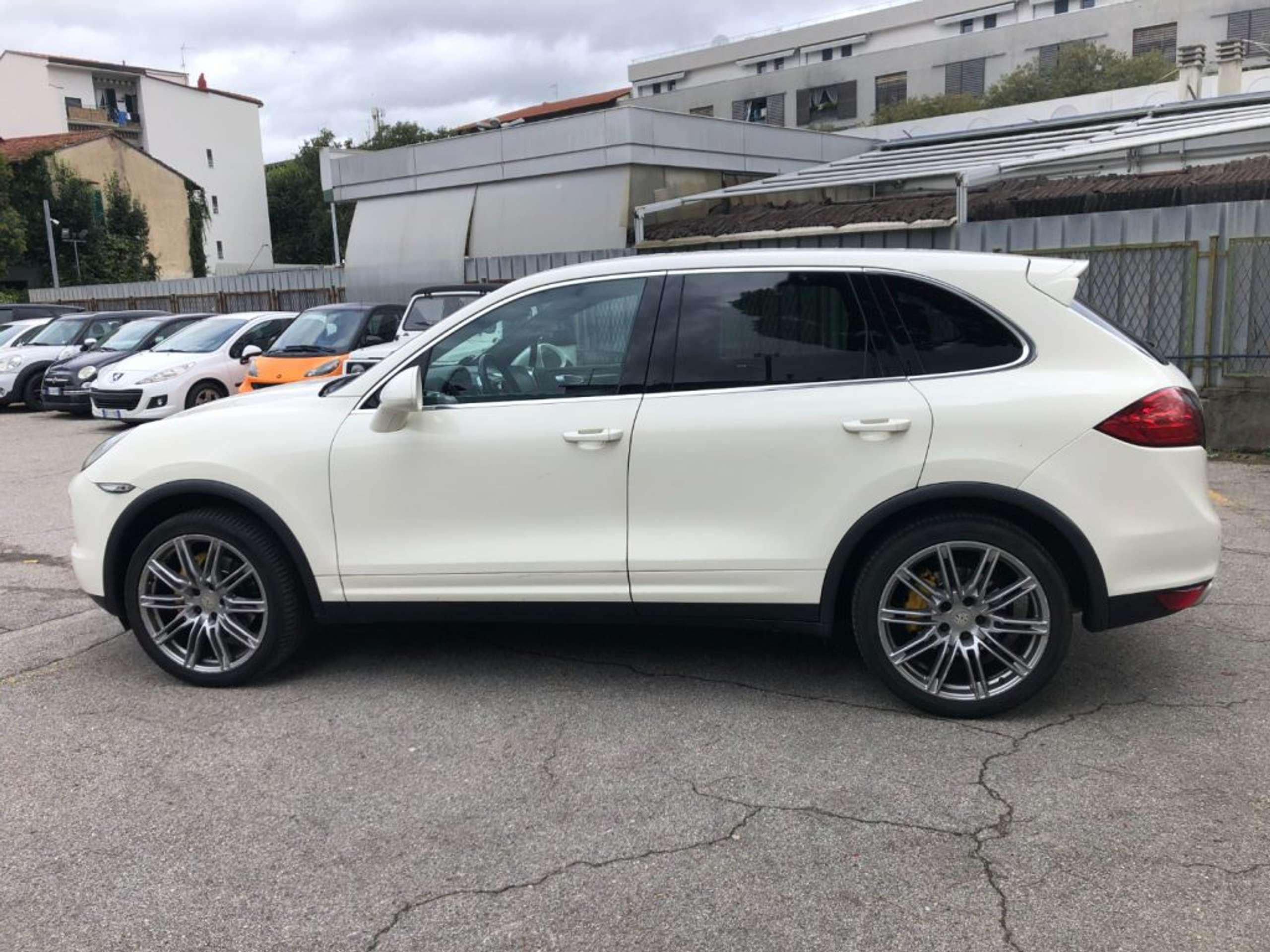 Porsche - Cayenne