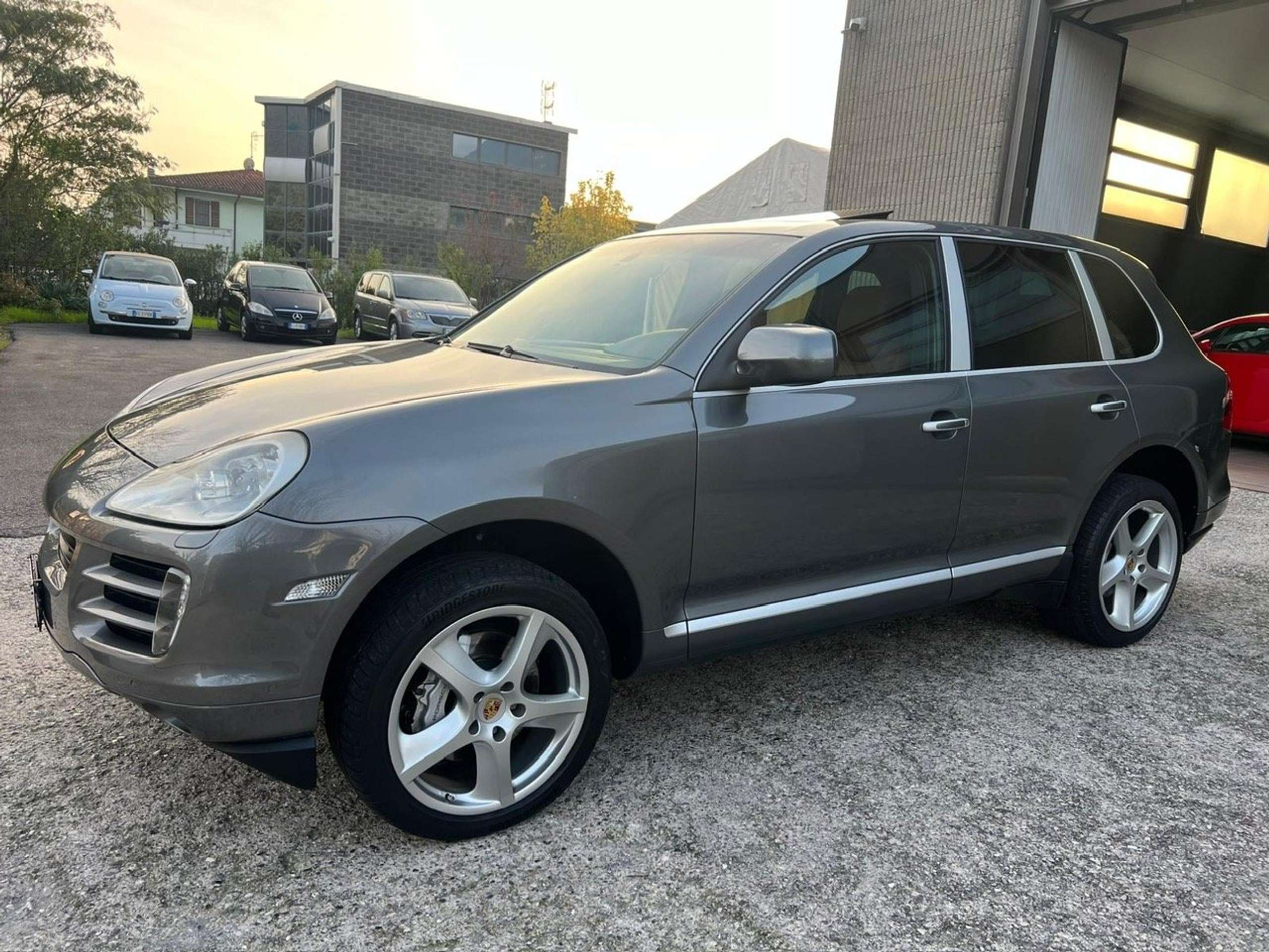 Porsche - Cayenne