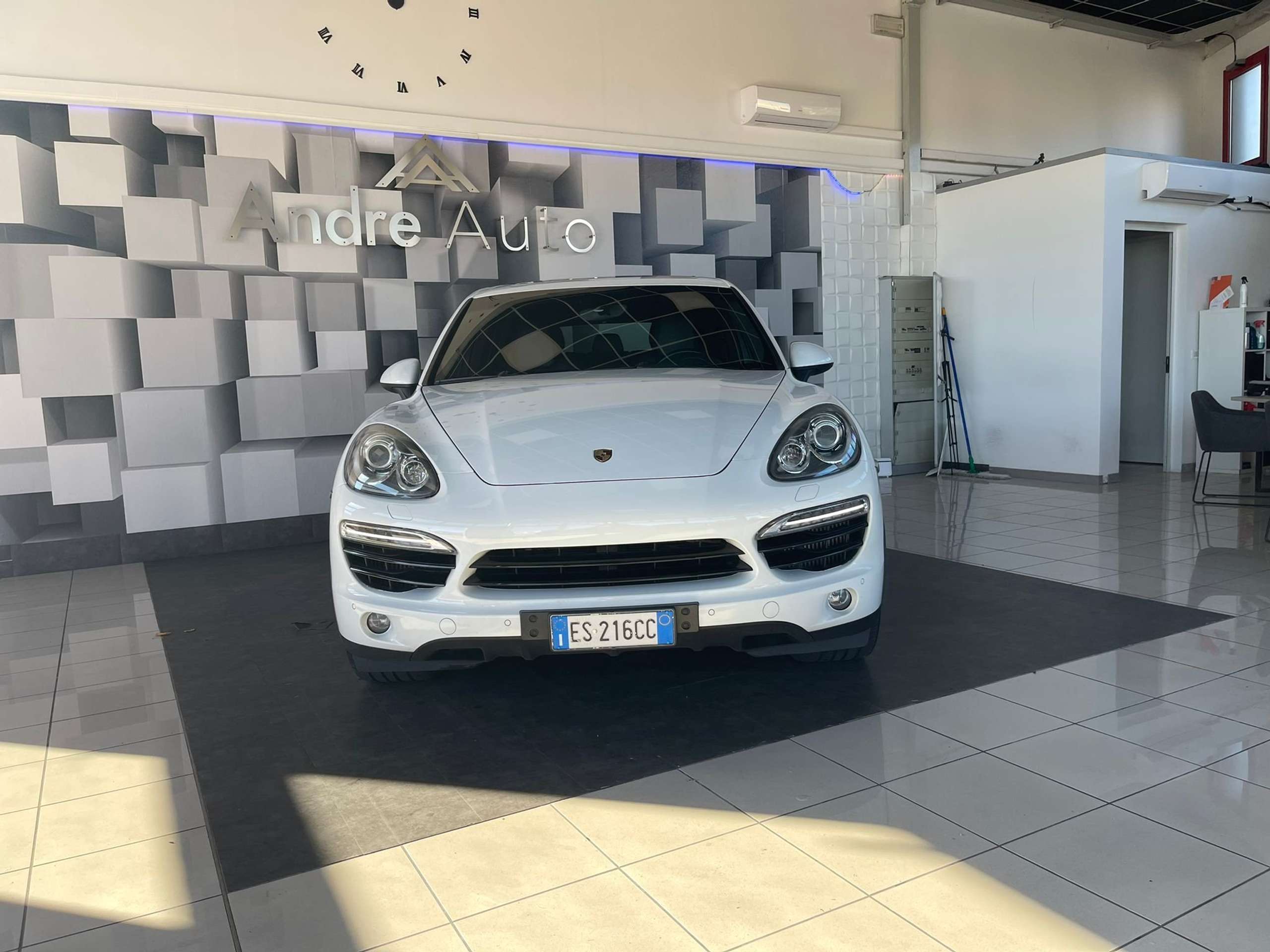 Porsche - Cayenne