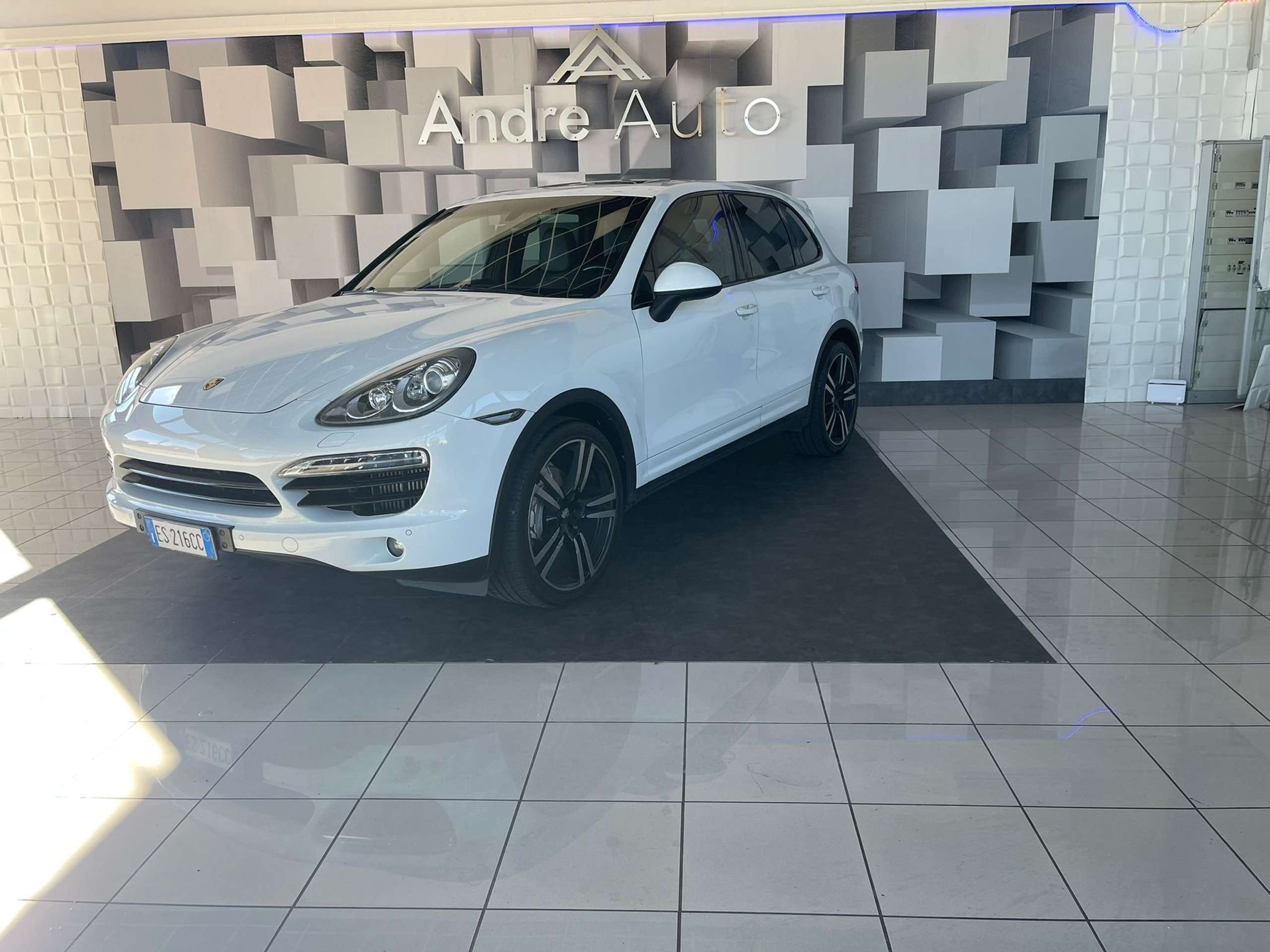 Porsche - Cayenne