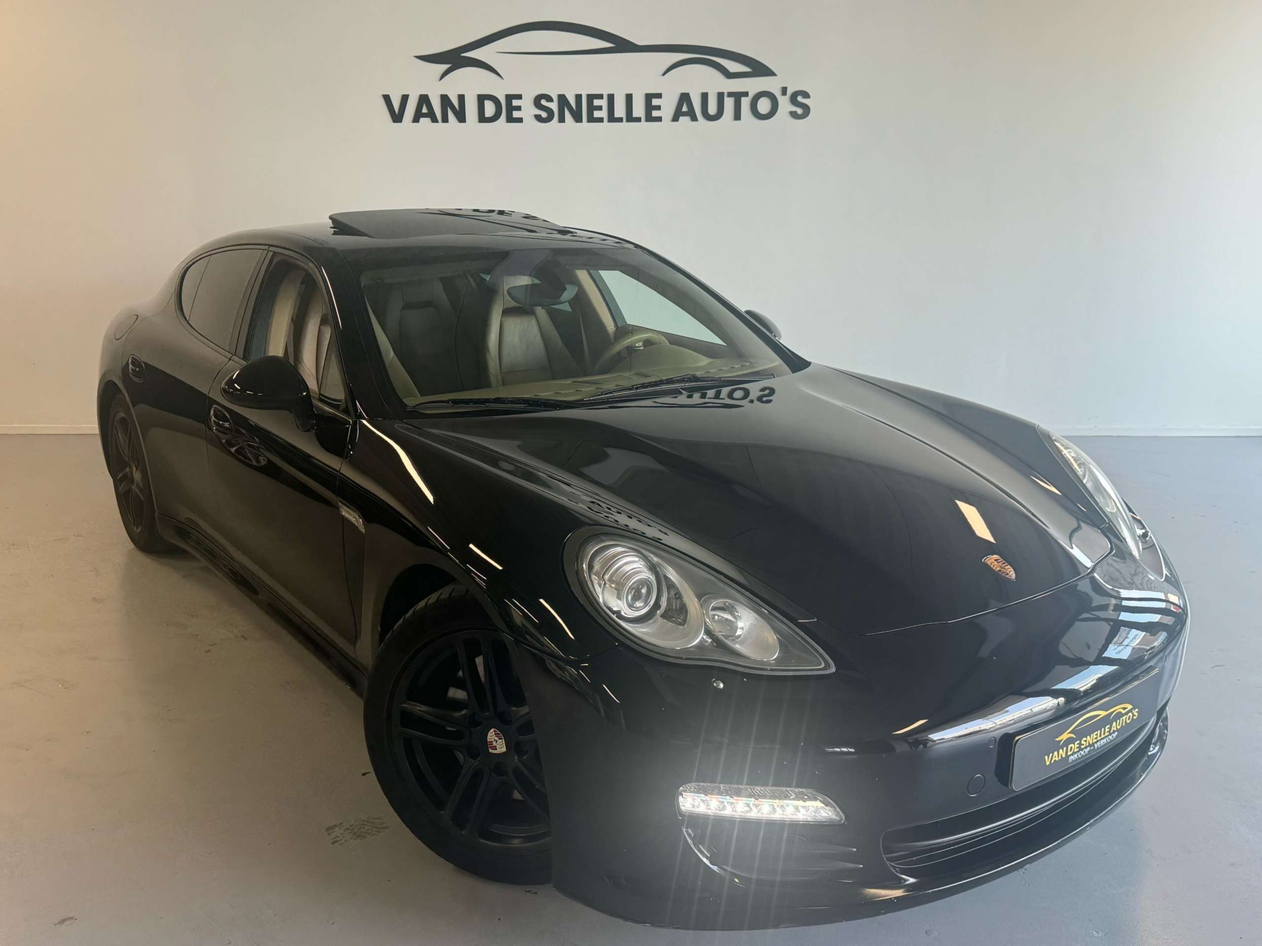 Porsche - Panamera