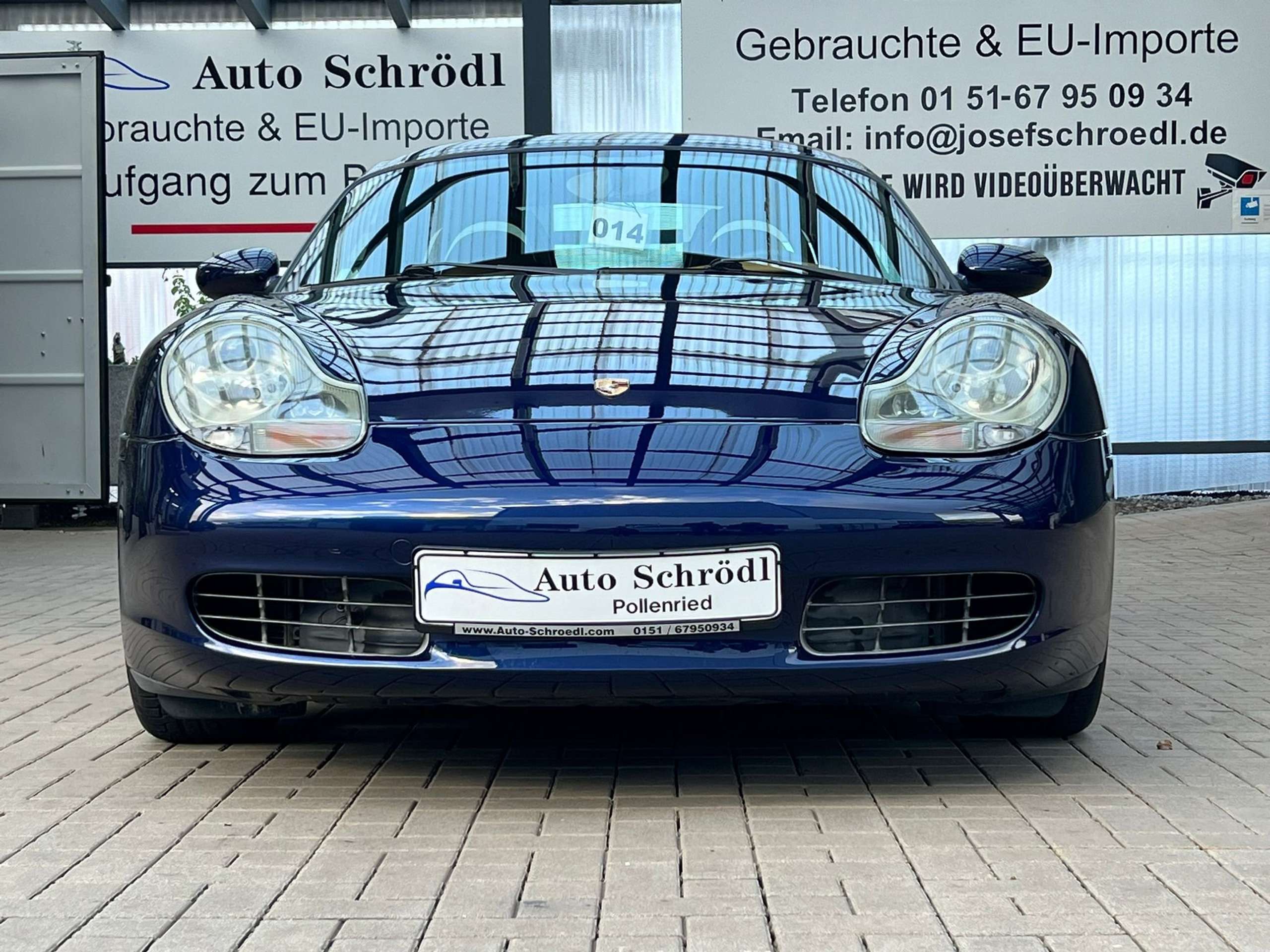 Porsche - Boxster