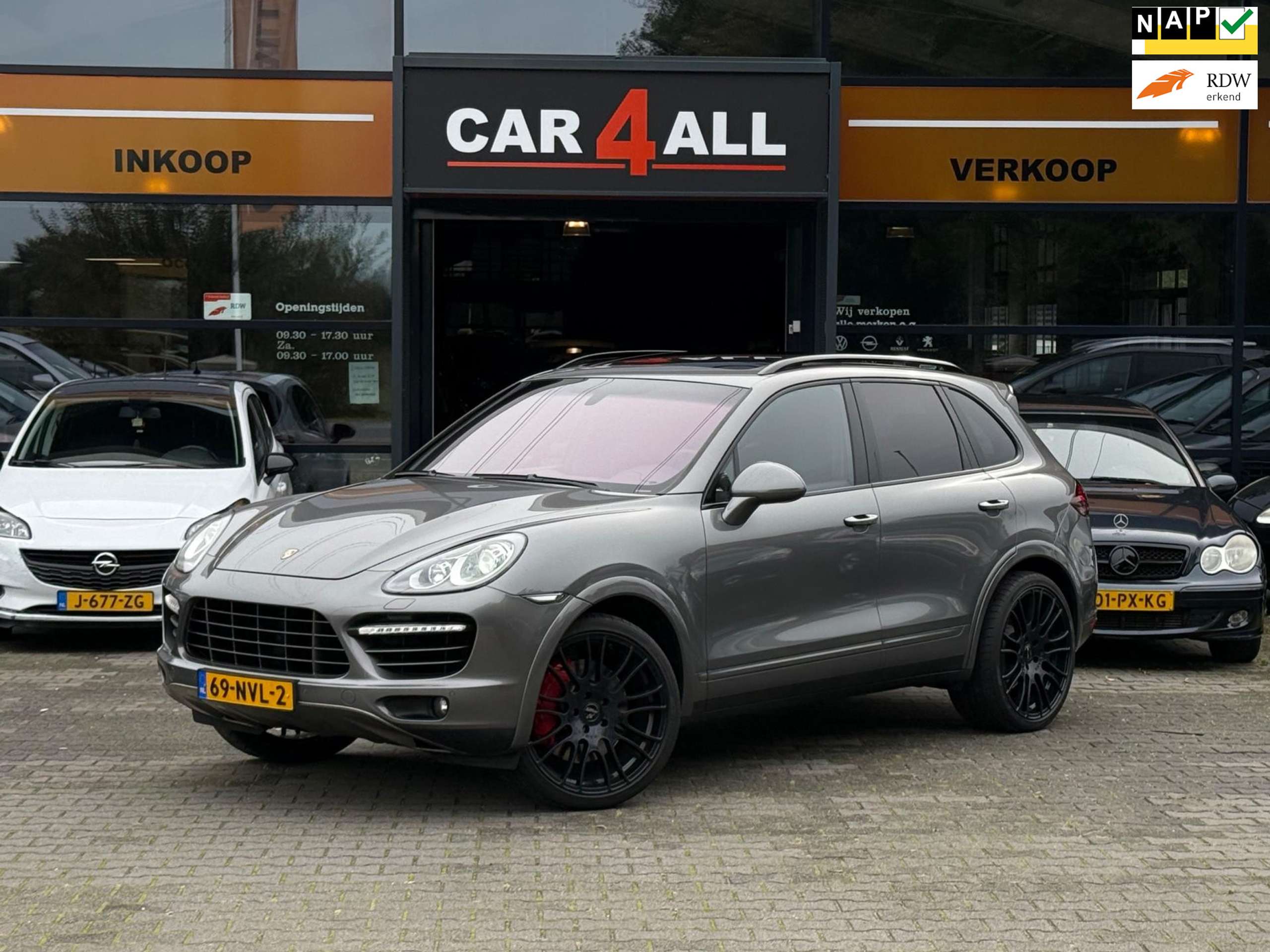 Porsche - Cayenne