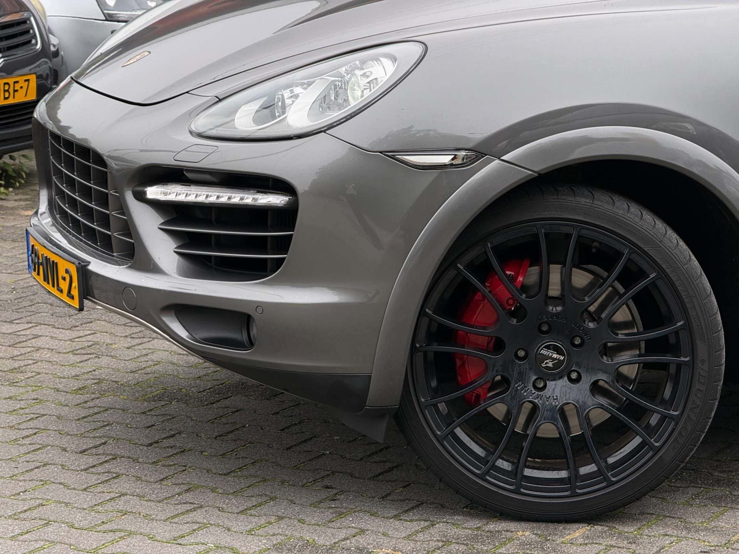 Porsche - Cayenne