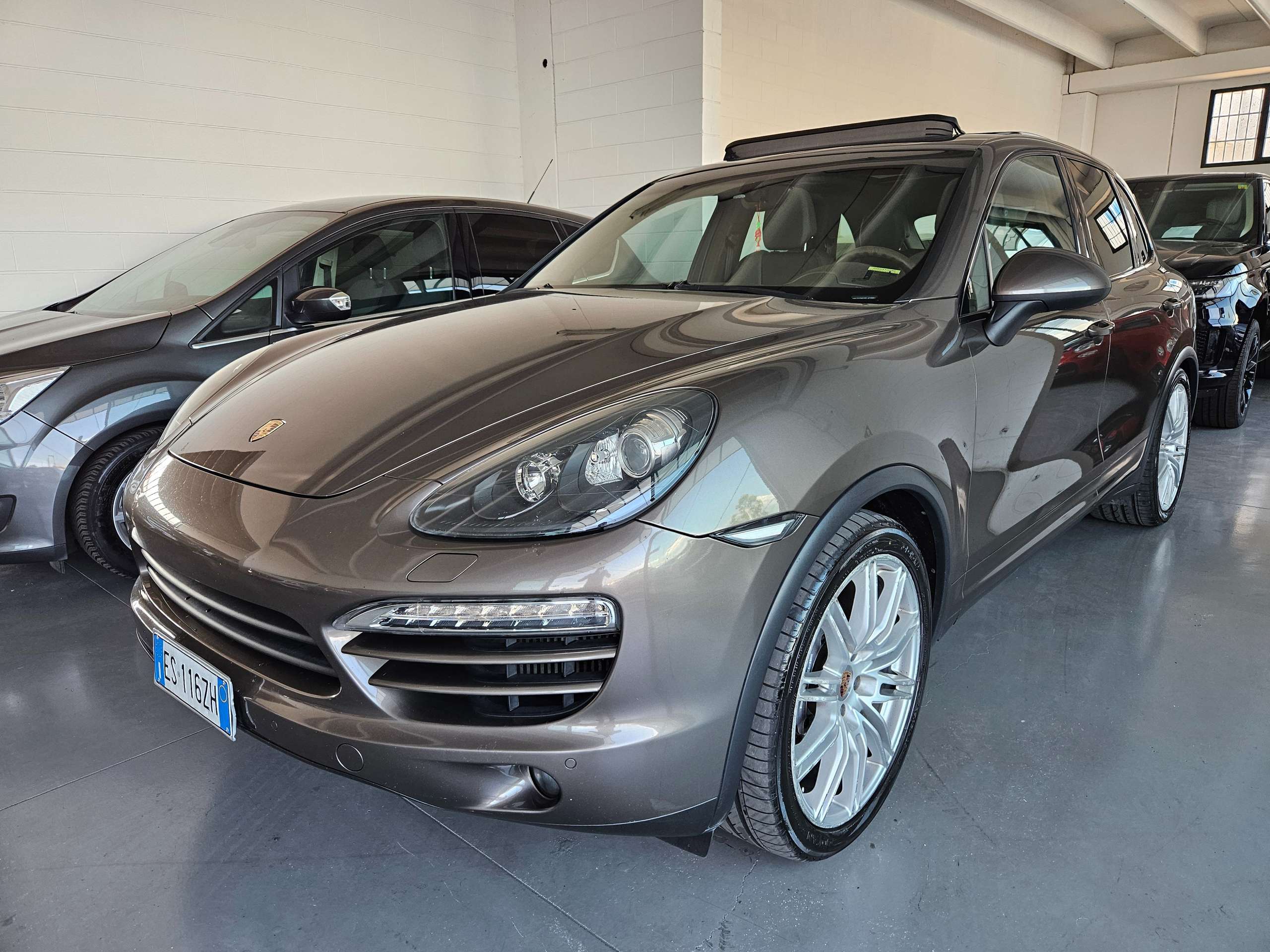 Porsche - Cayenne