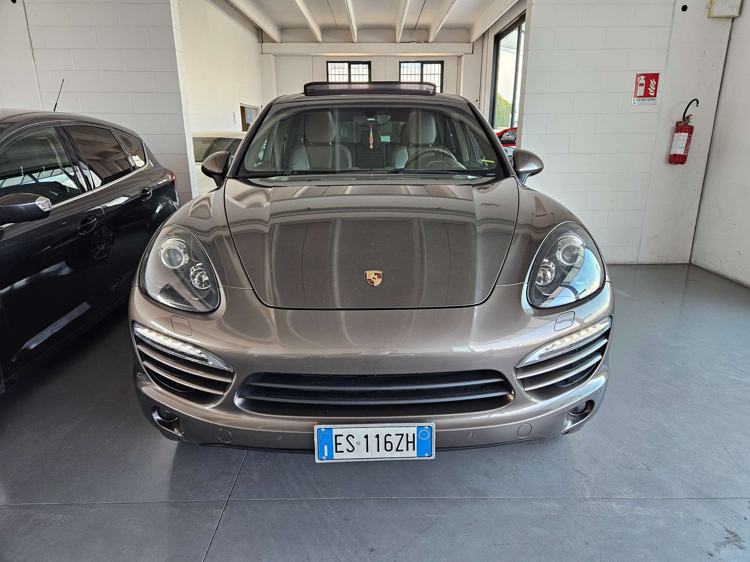 Porsche - Cayenne