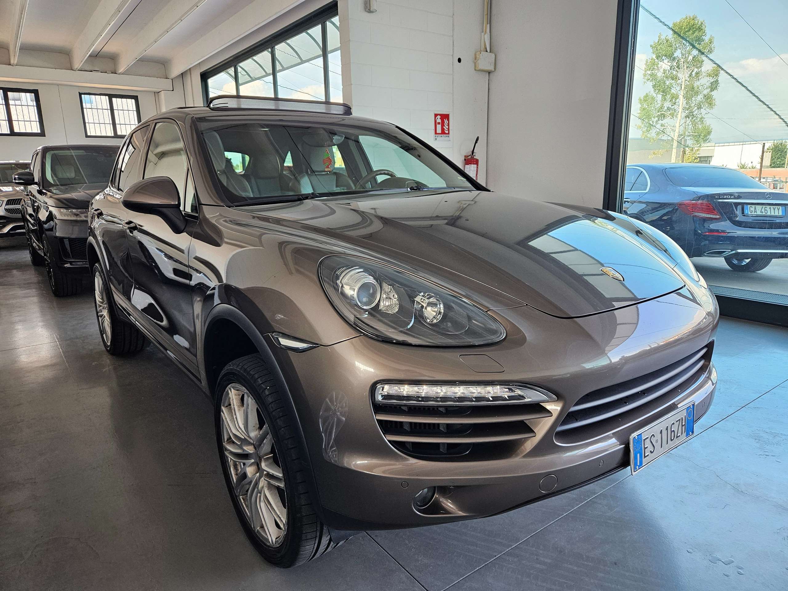 Porsche - Cayenne