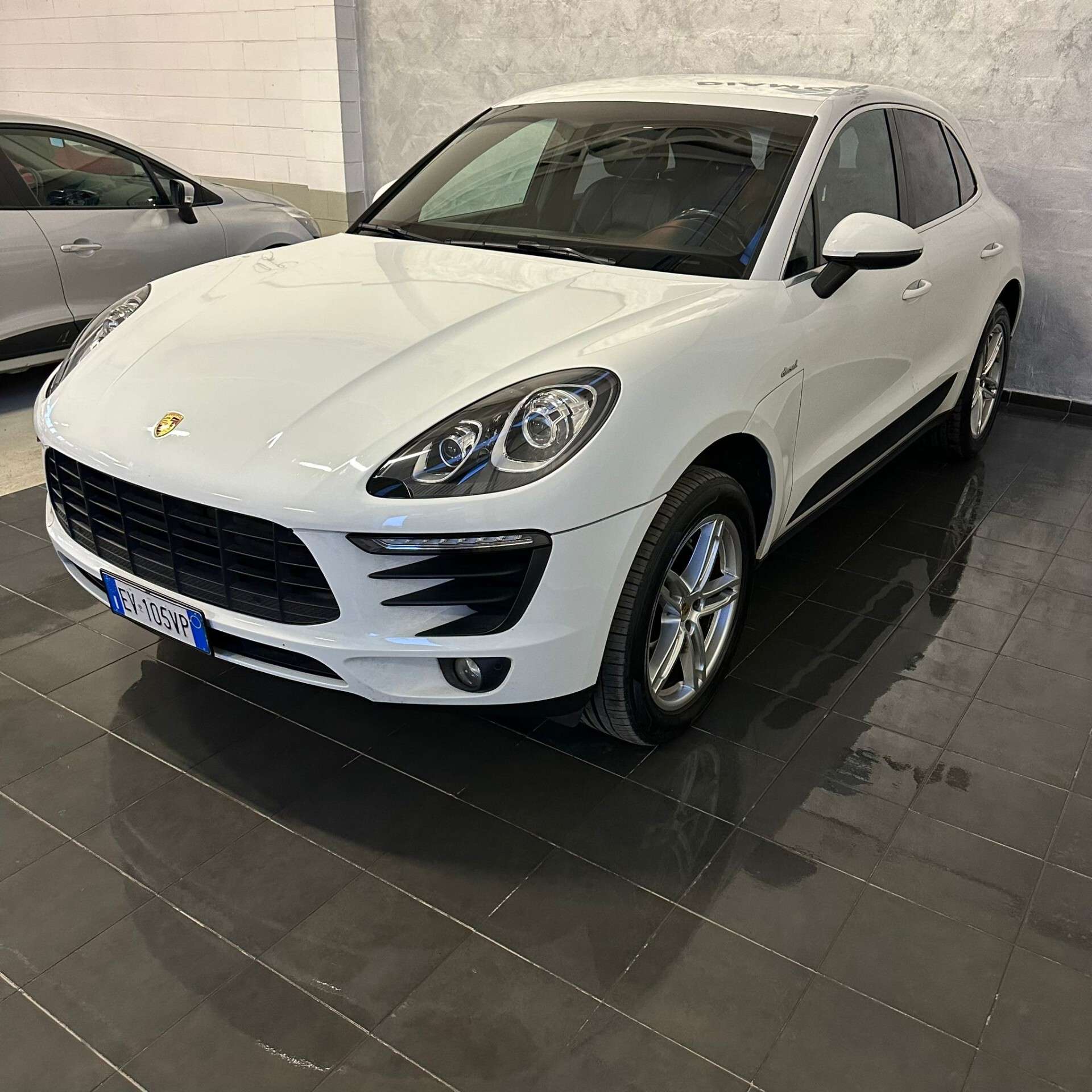 Porsche - Macan