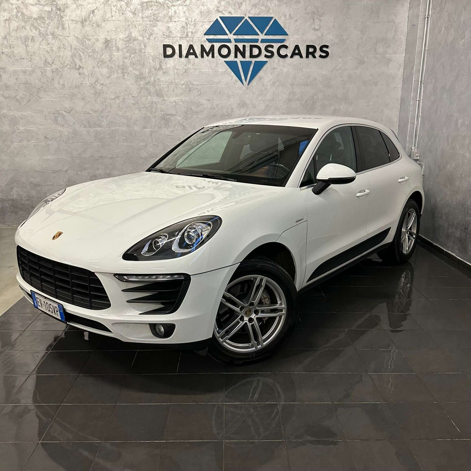 Porsche - Macan