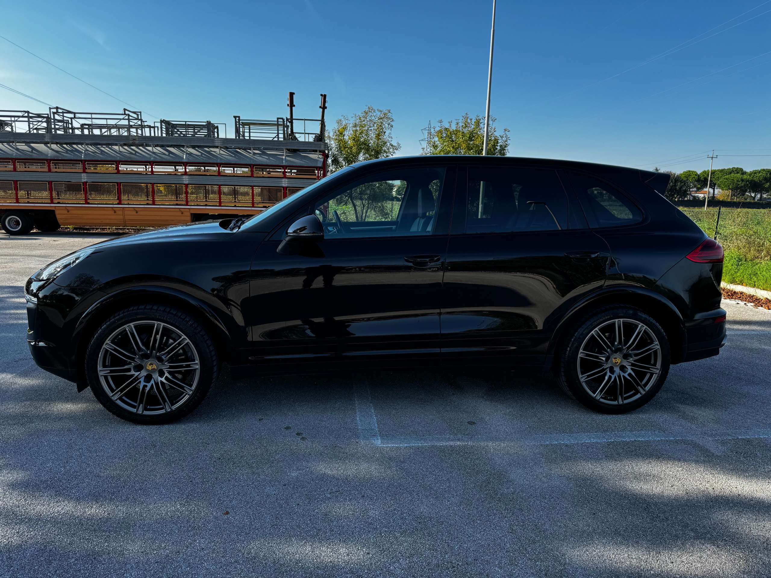 Porsche - Cayenne