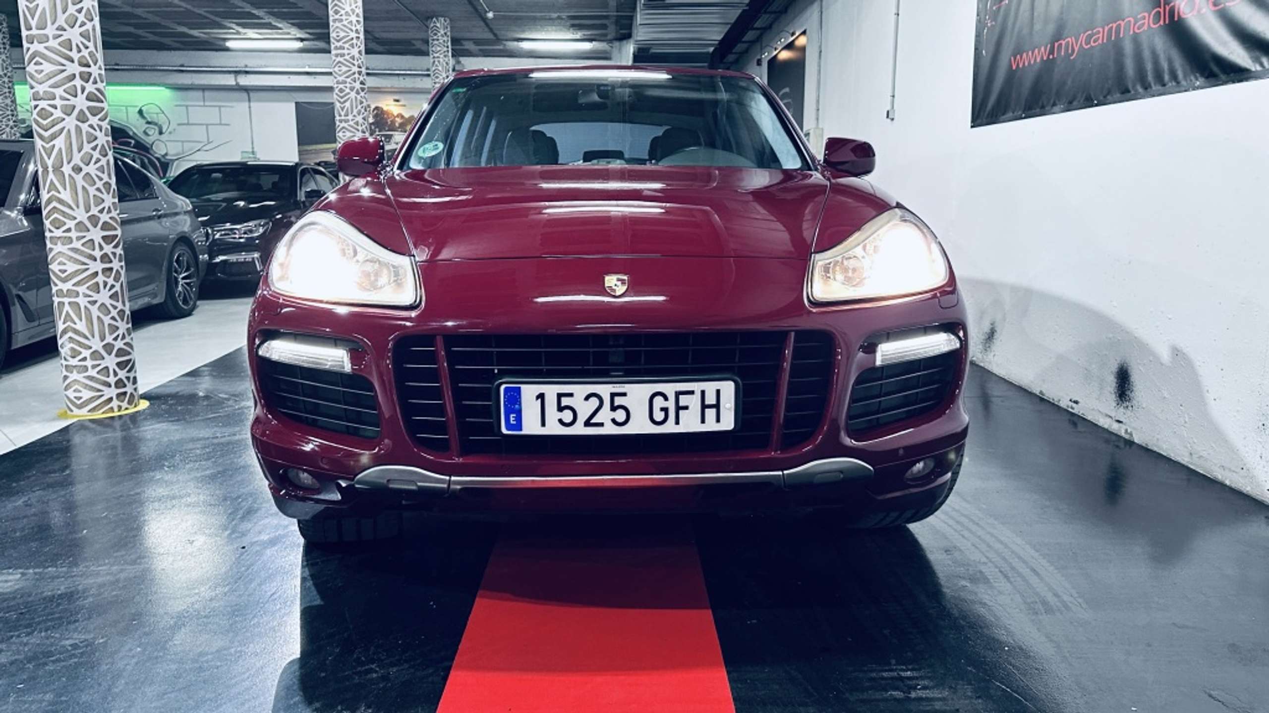 Porsche - Cayenne