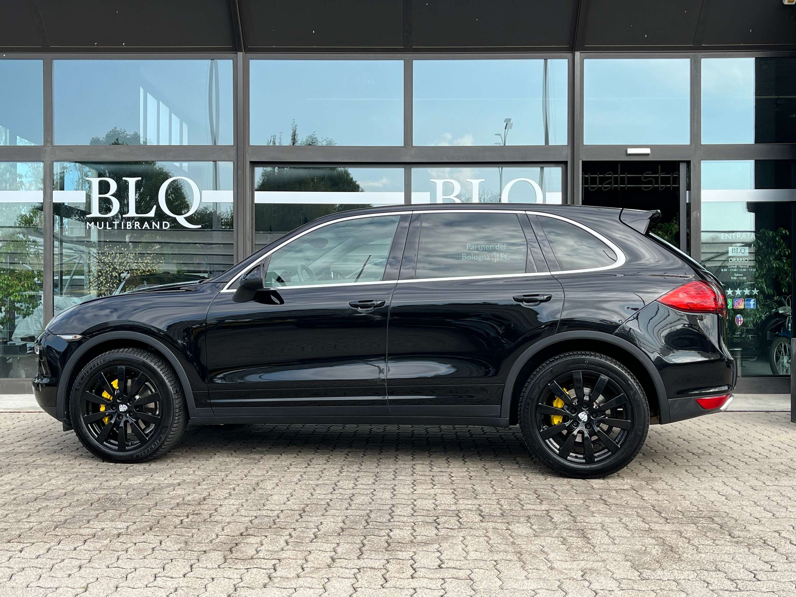 Porsche - Cayenne