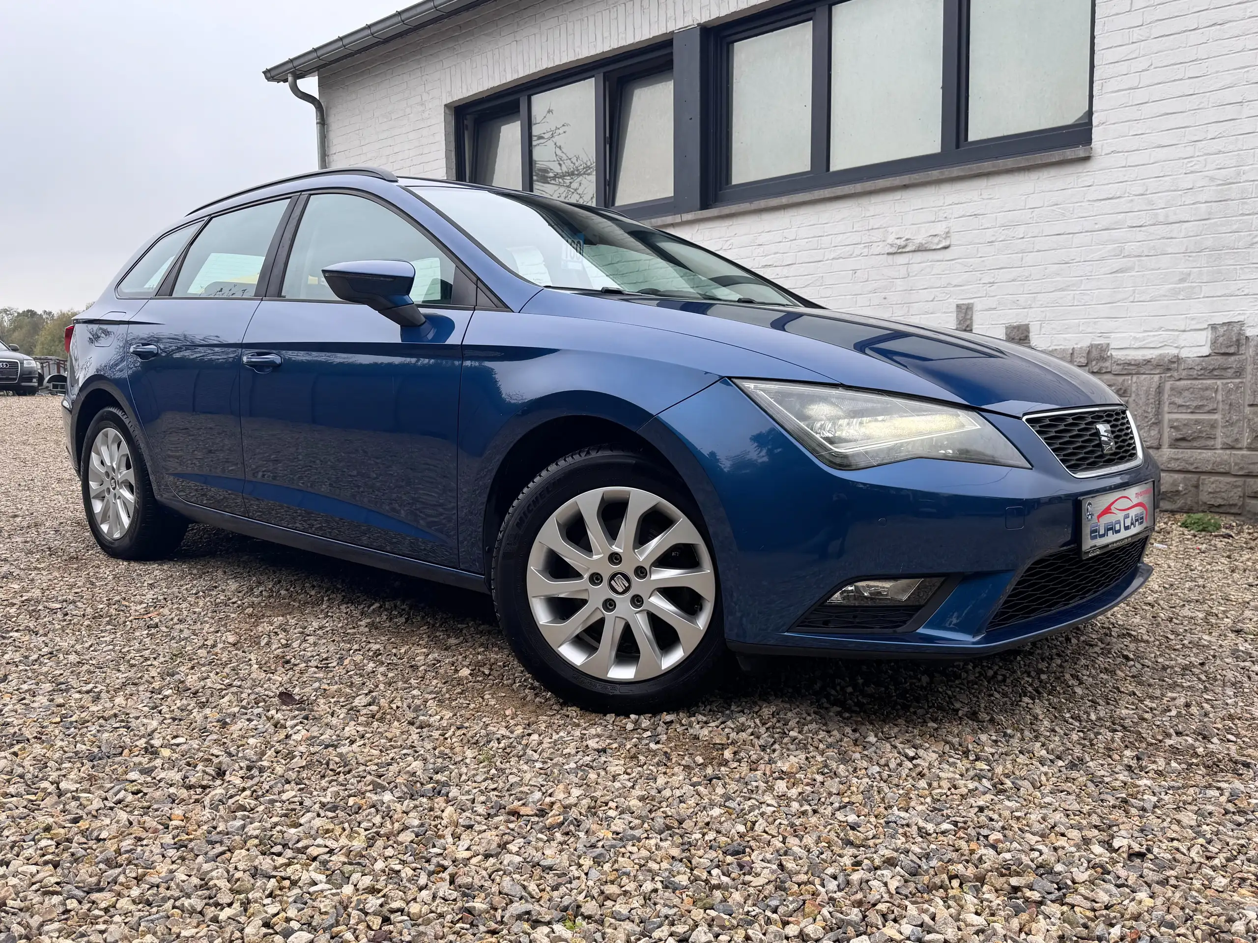 SEAT - Leon