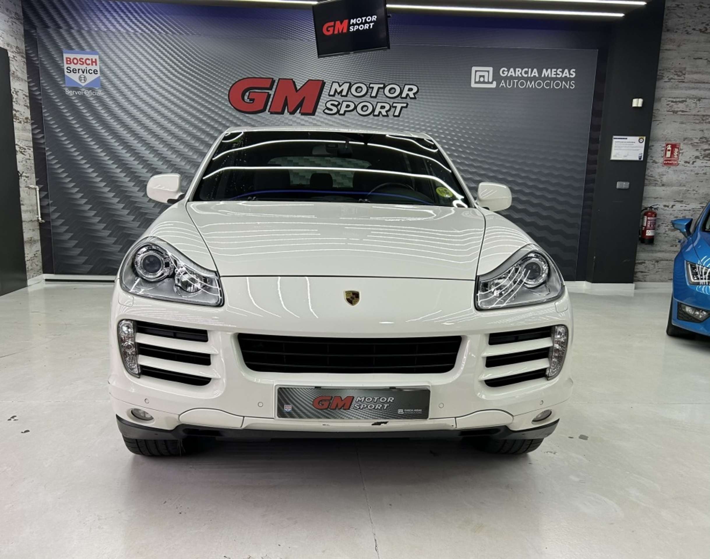 Porsche - Cayenne