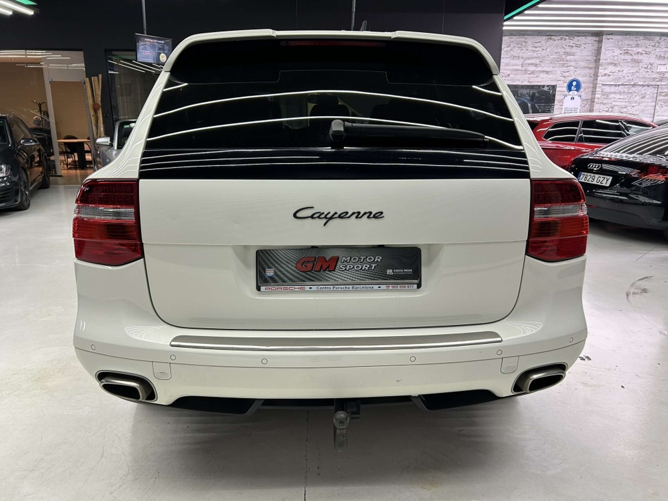 Porsche - Cayenne