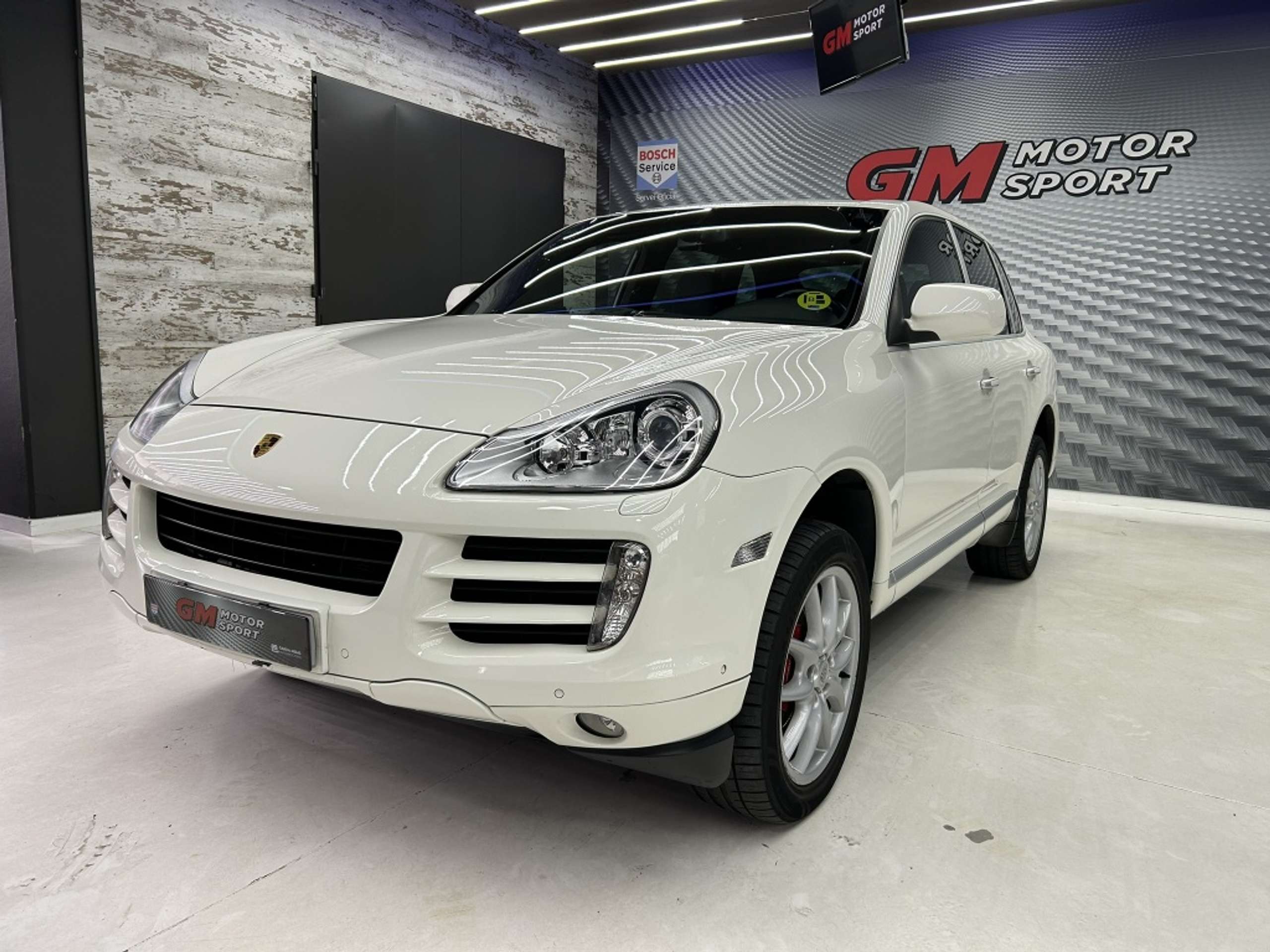 Porsche - Cayenne