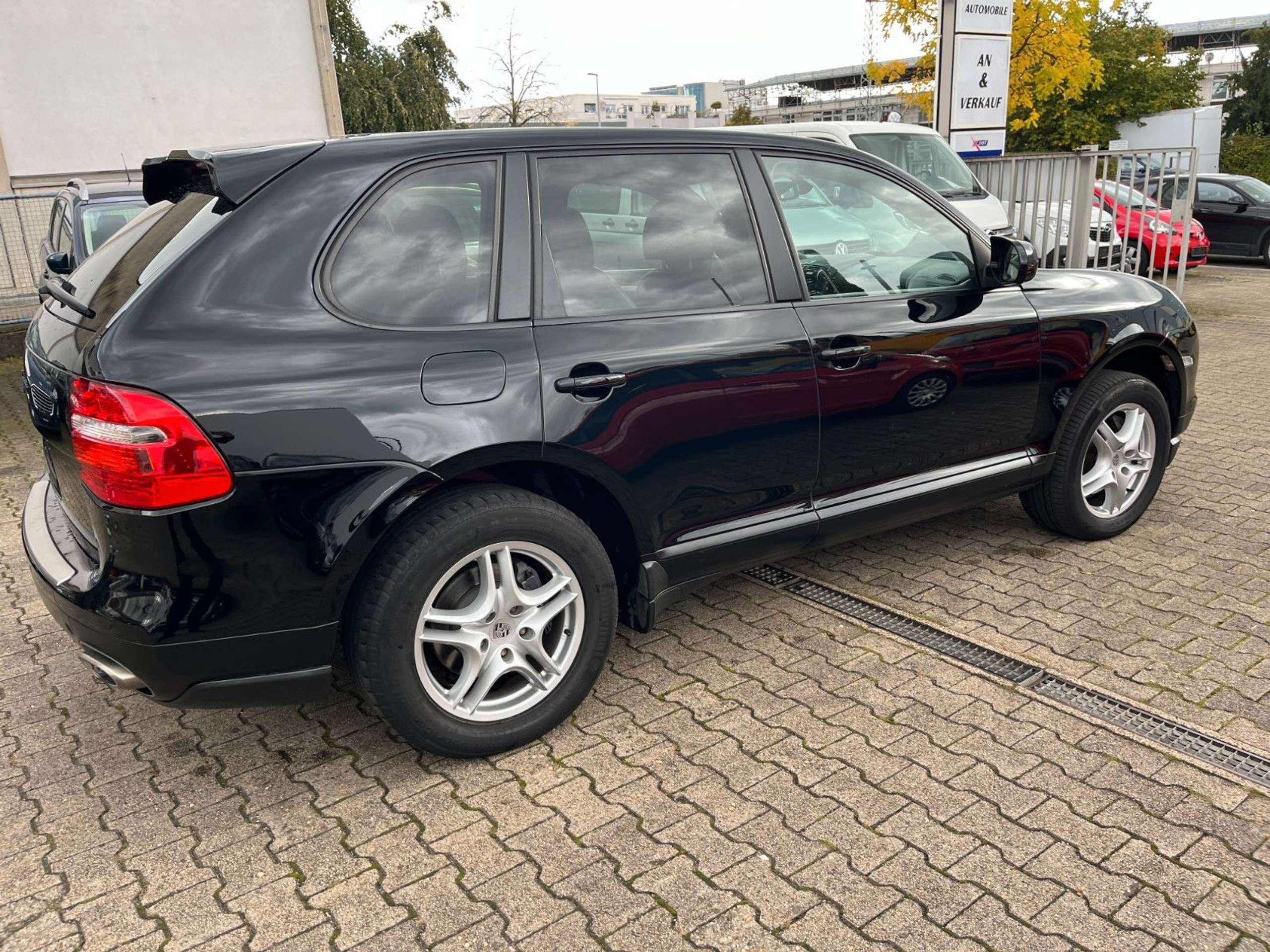 Porsche - Cayenne