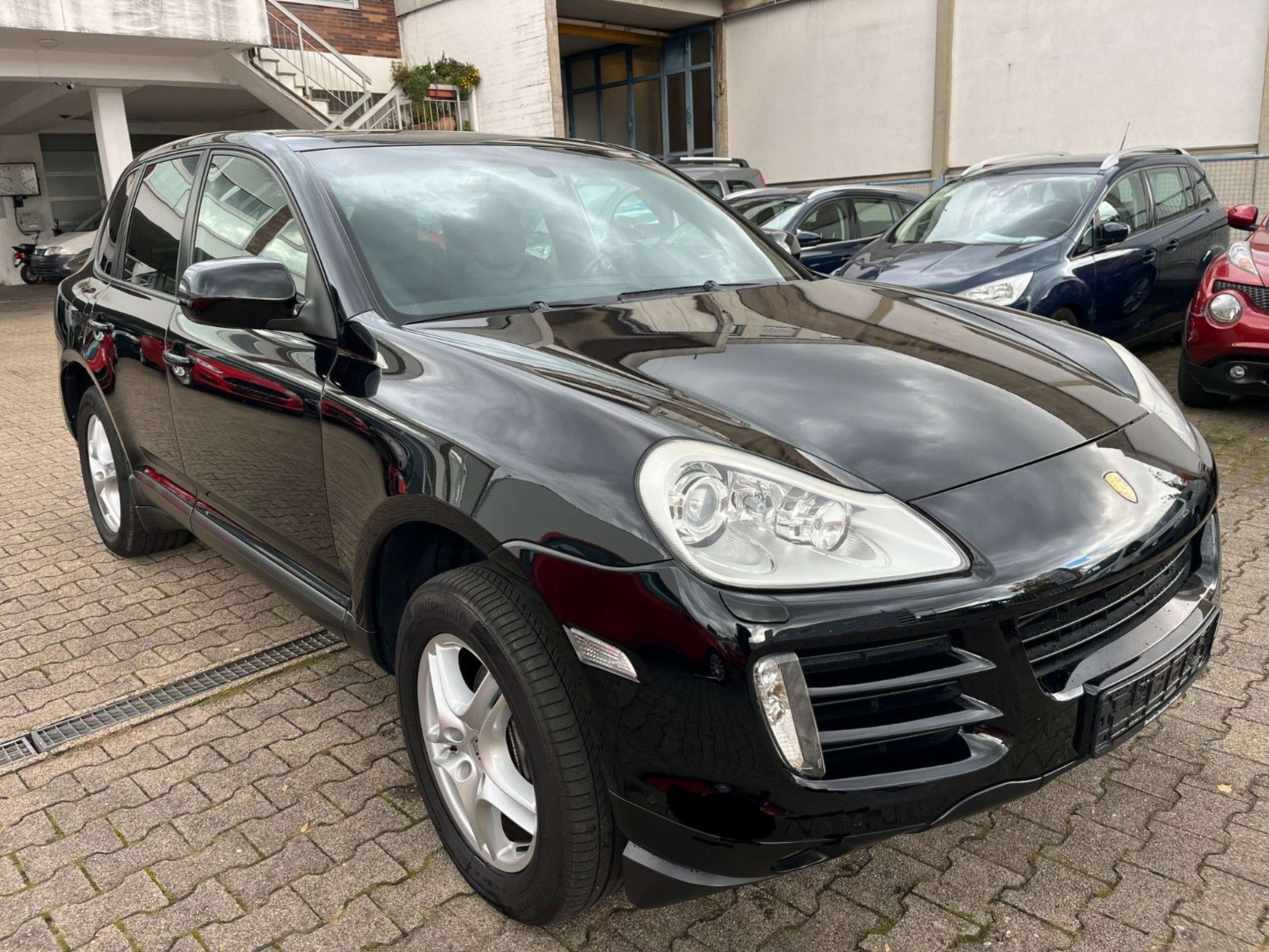 Porsche - Cayenne