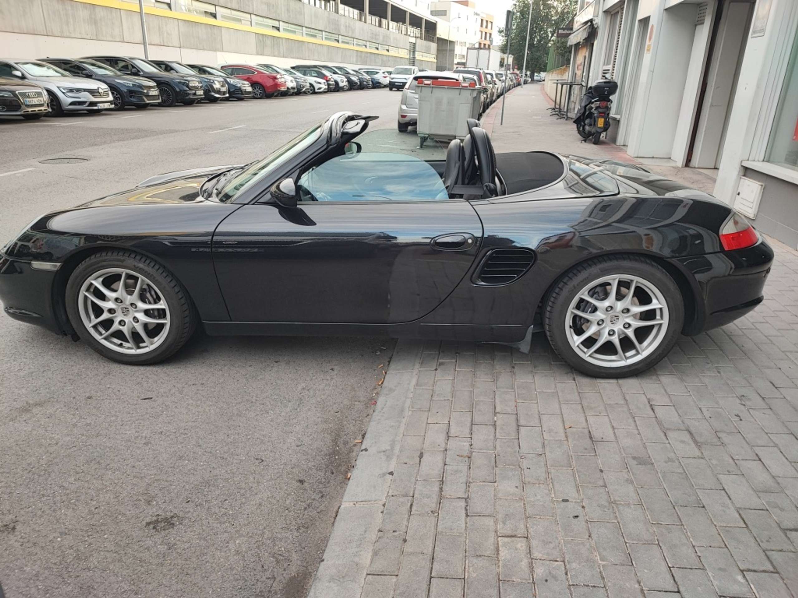 Porsche - Boxster