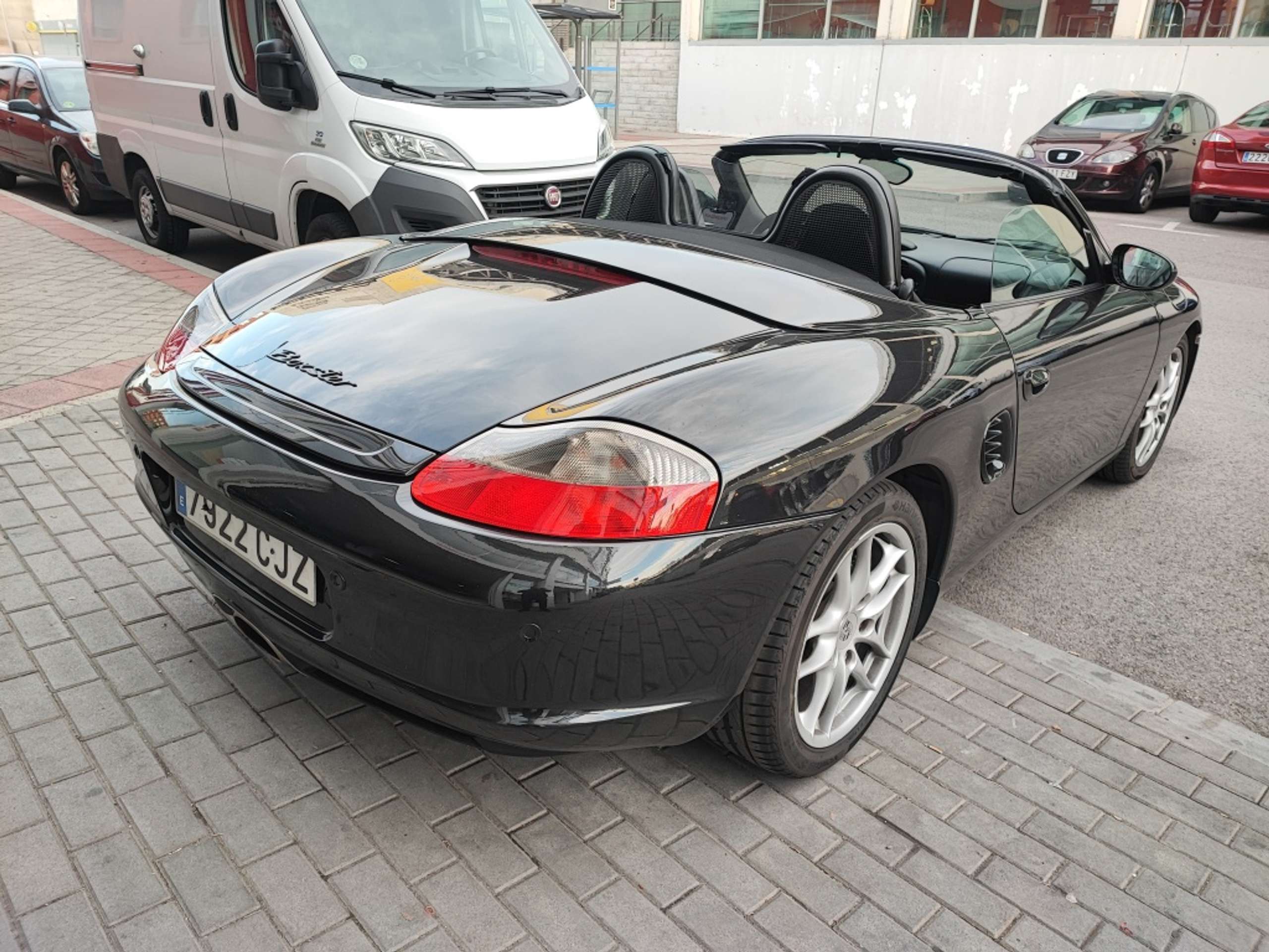 Porsche - Boxster