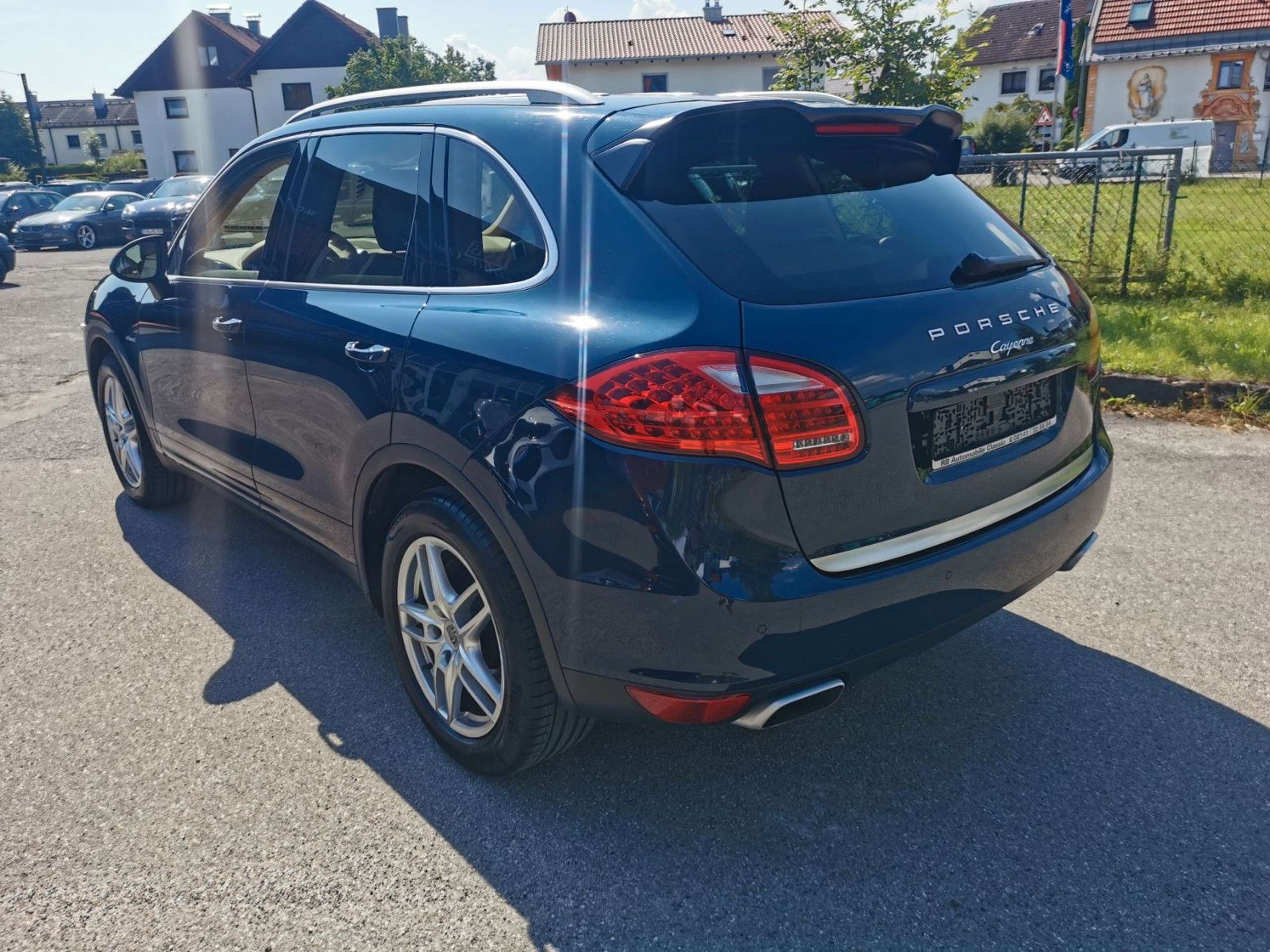 Porsche - Cayenne