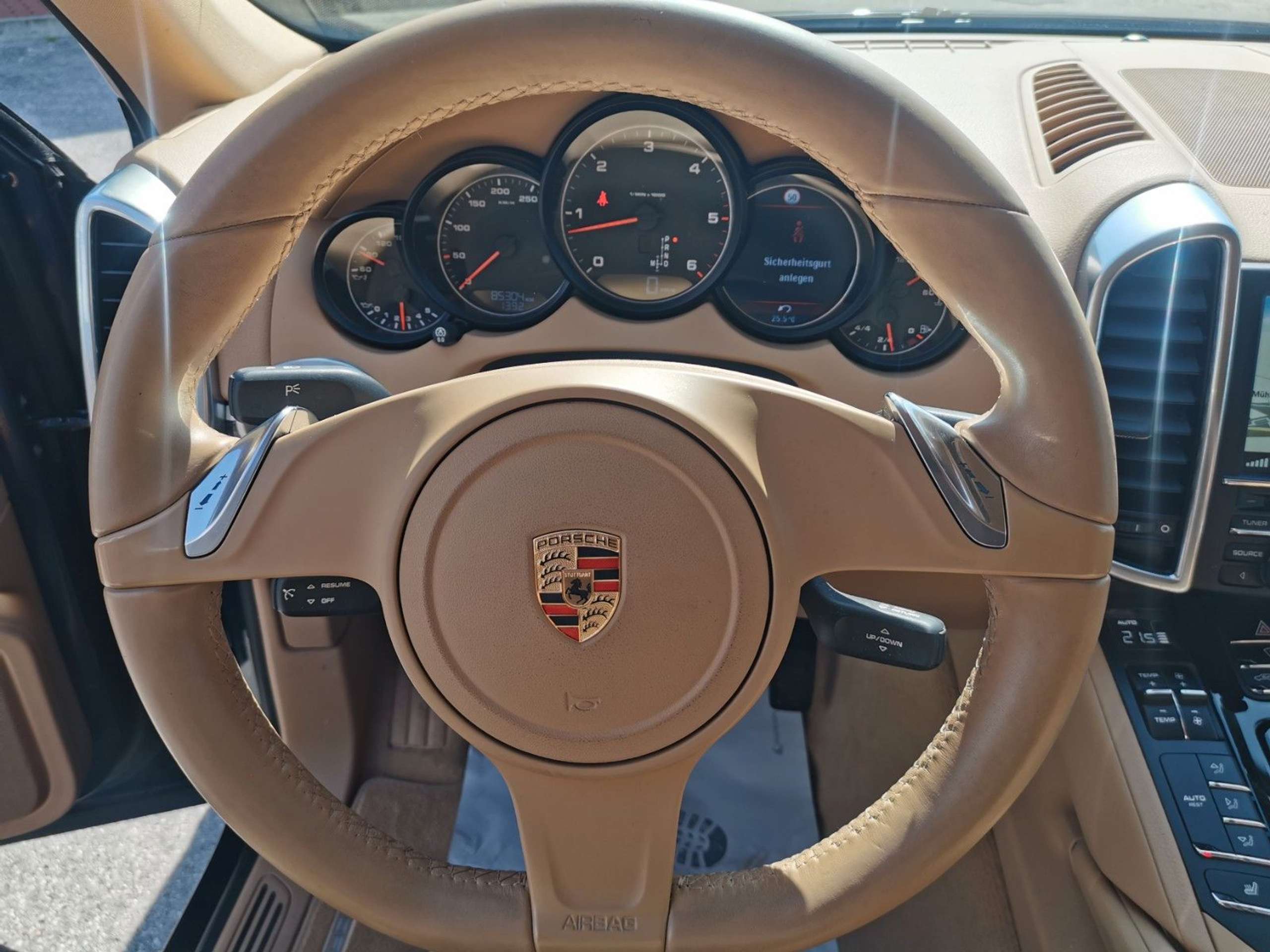 Porsche - Cayenne