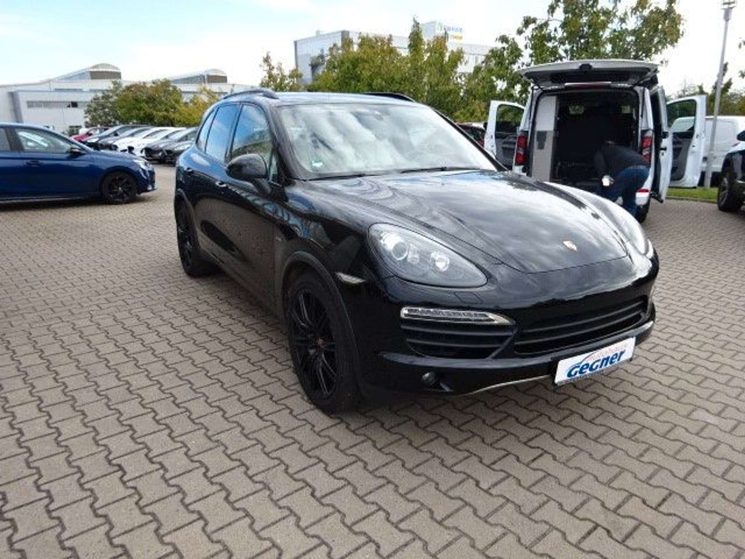 Porsche - Cayenne