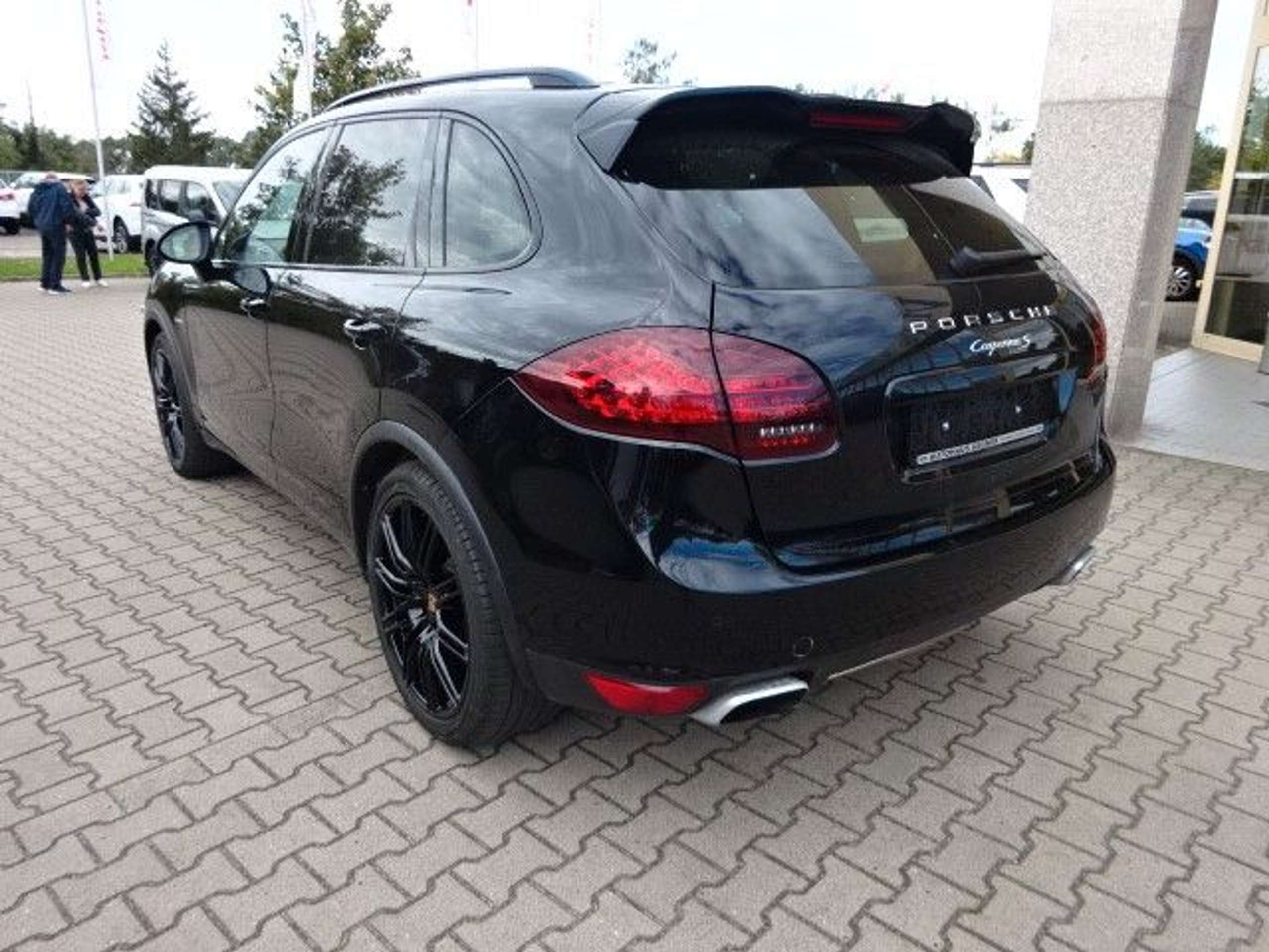 Porsche - Cayenne