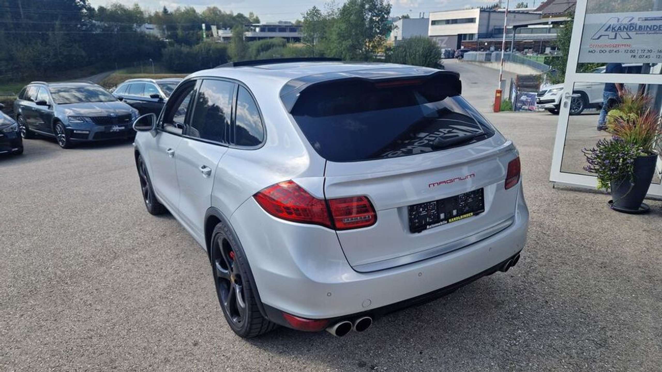 Porsche - Cayenne