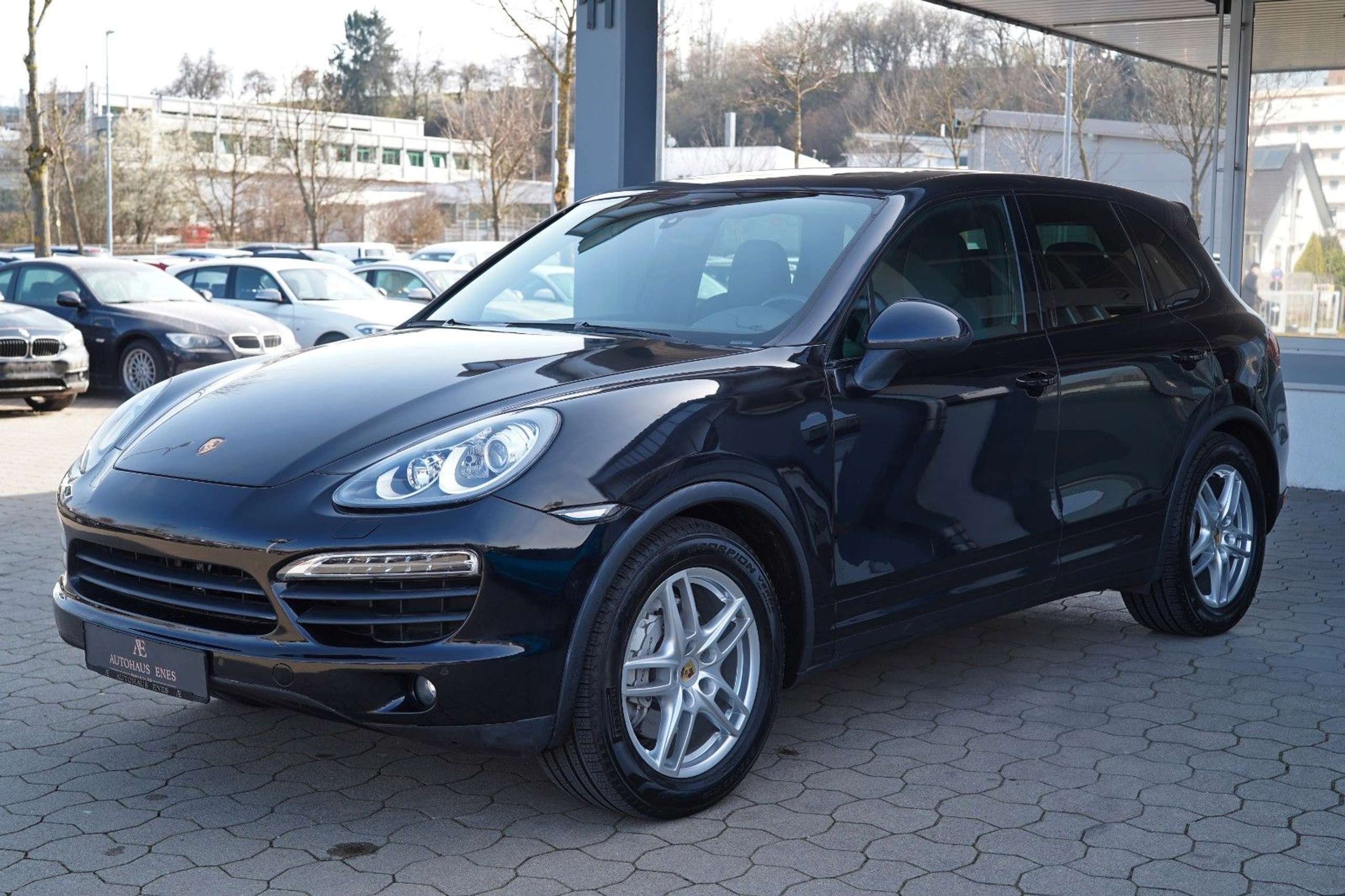 Porsche - Cayenne