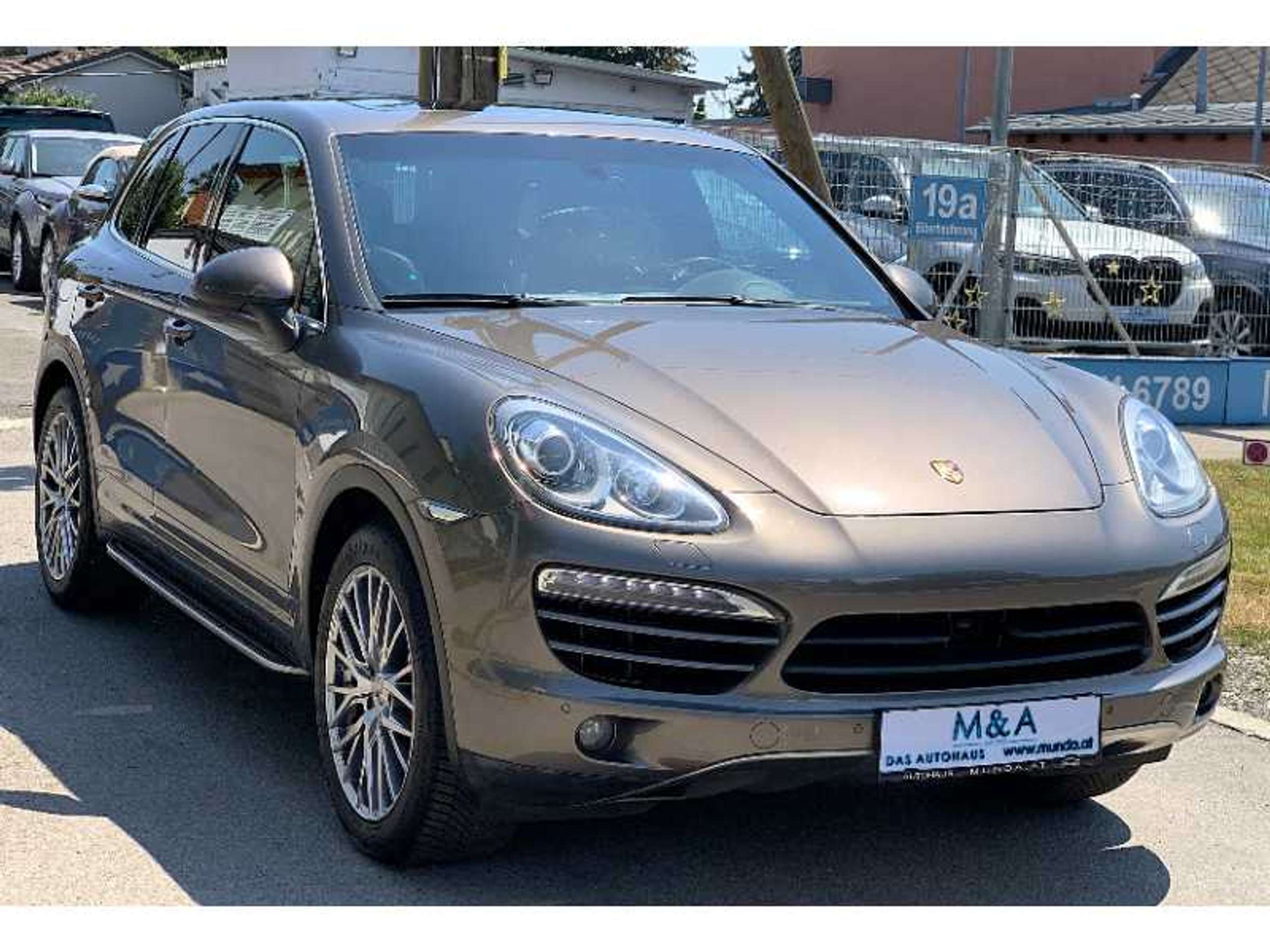 Porsche - Cayenne