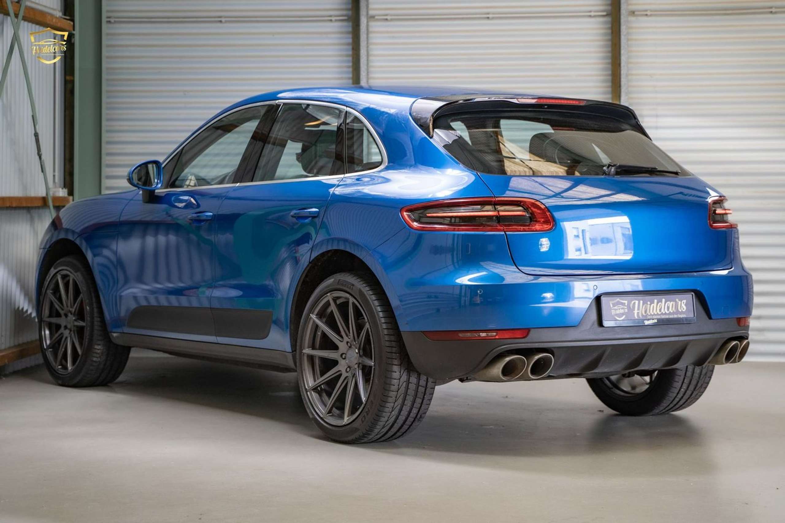 Porsche - Macan