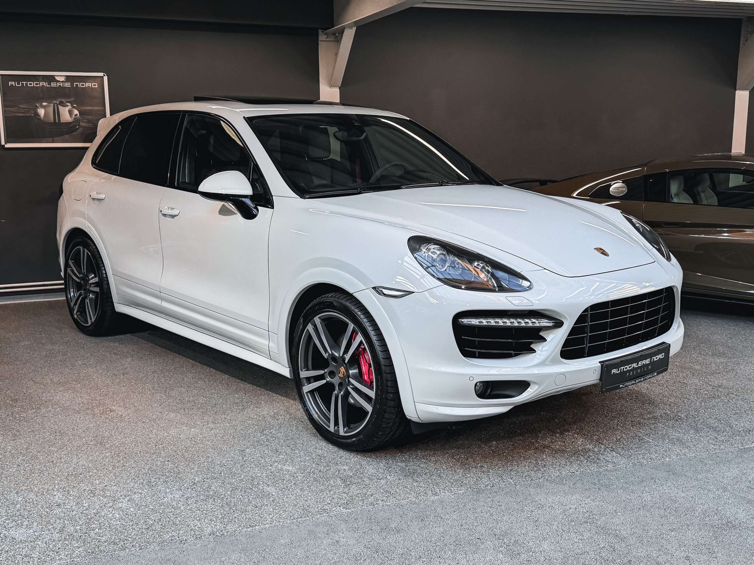 Porsche - Cayenne