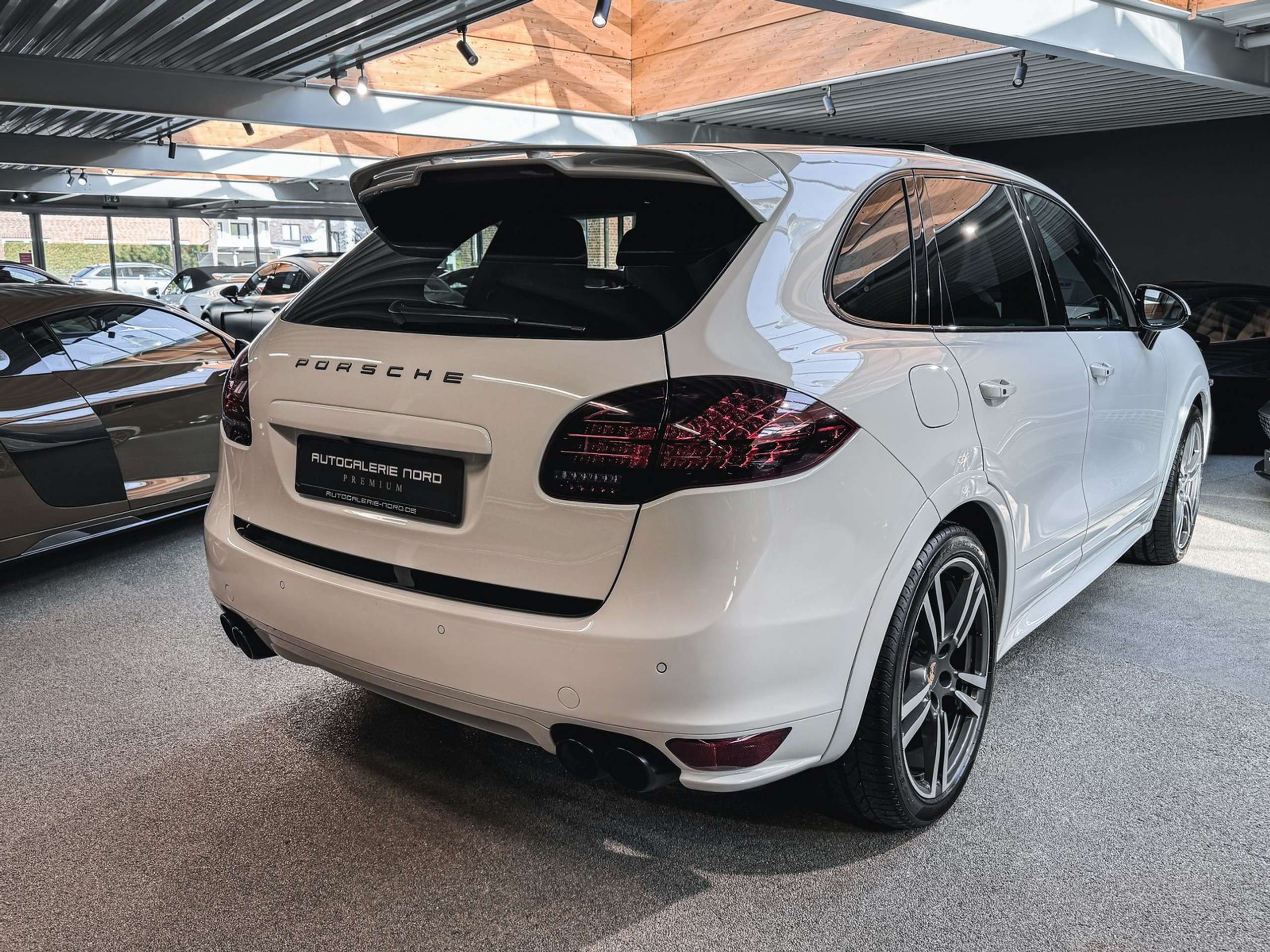 Porsche - Cayenne